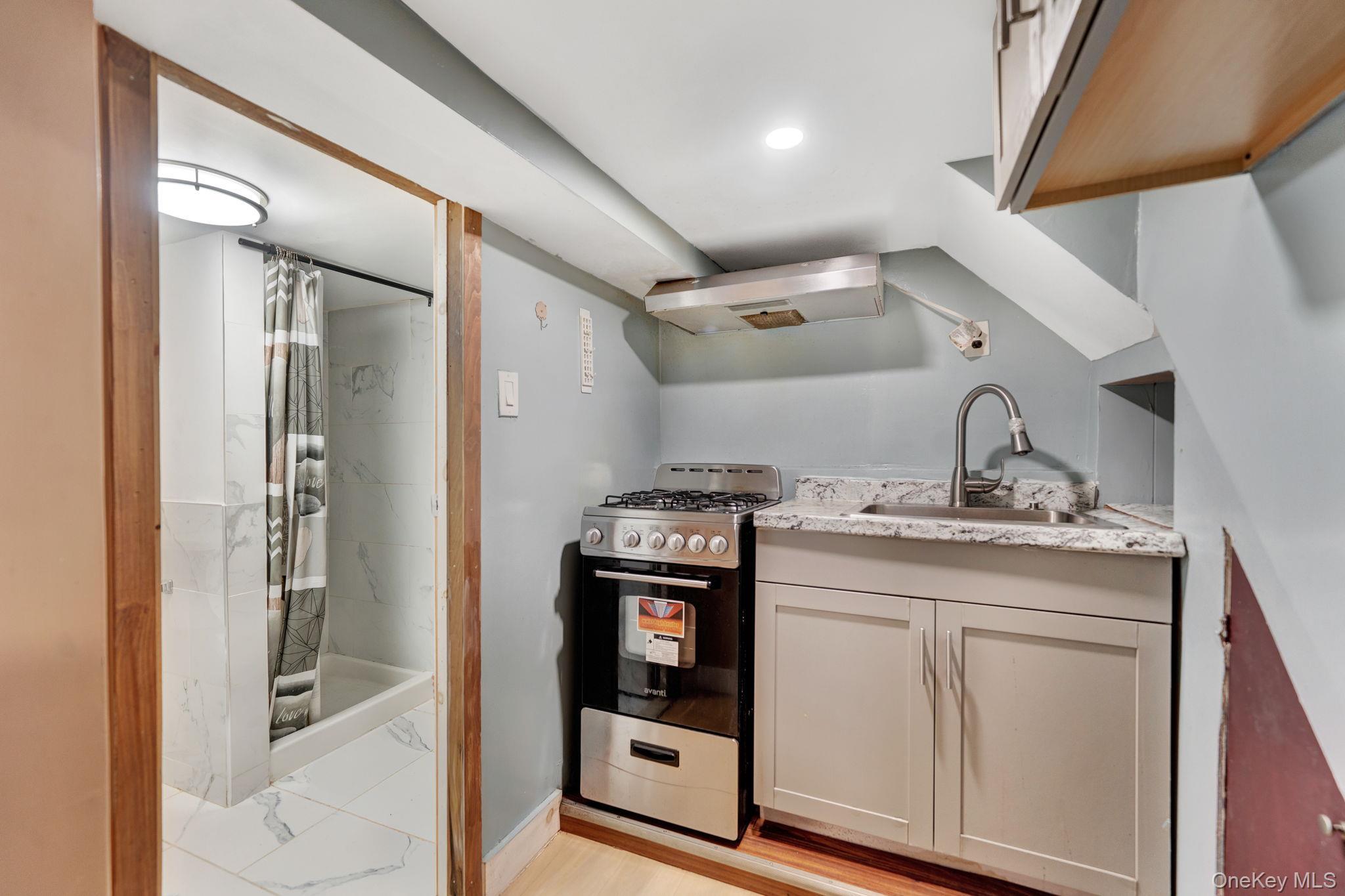Single Family 214th Queens, NY 11428, MLS-1004860-18