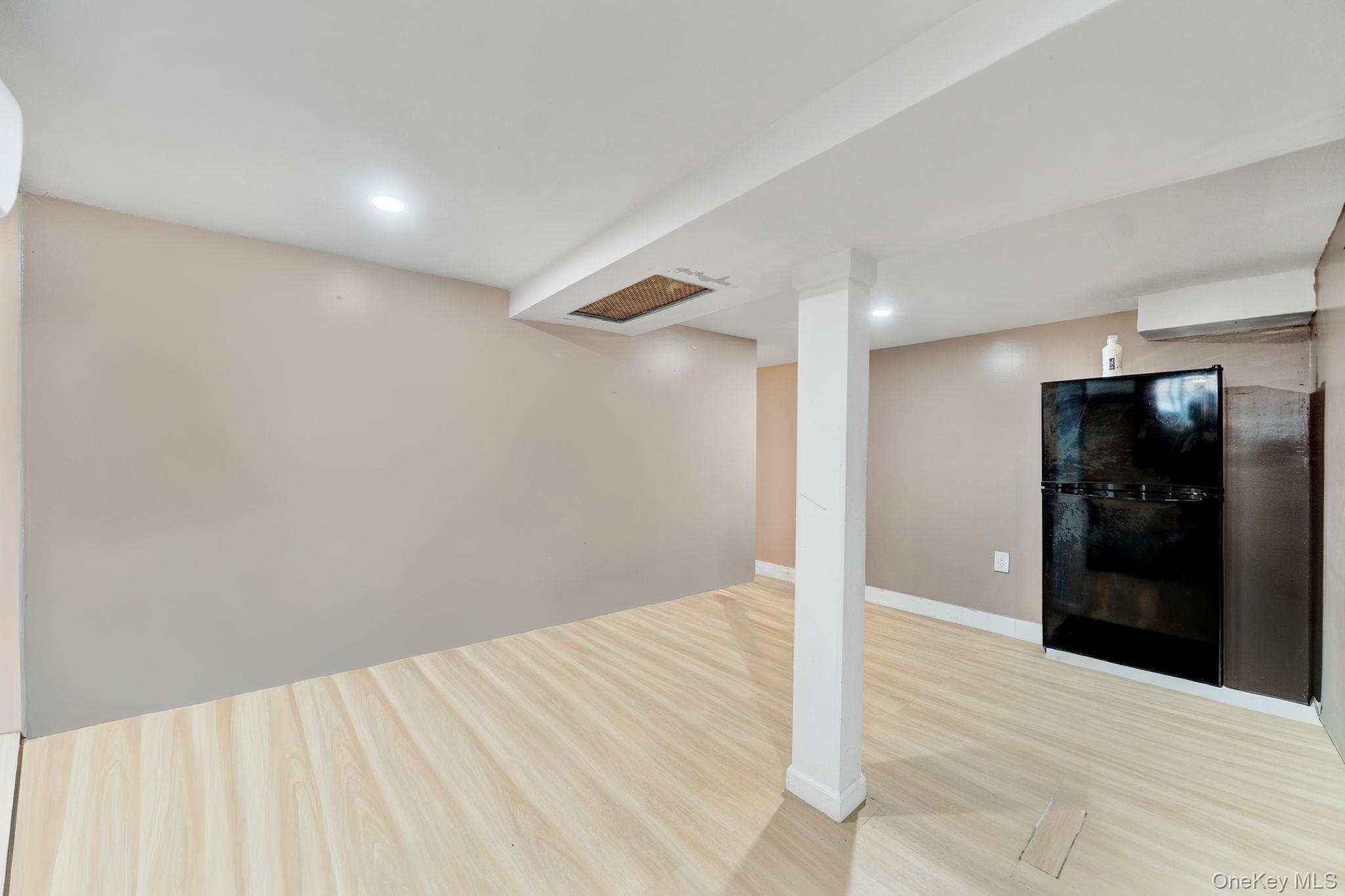 Single Family 214th Queens, NY 11428, MLS-1004860-23