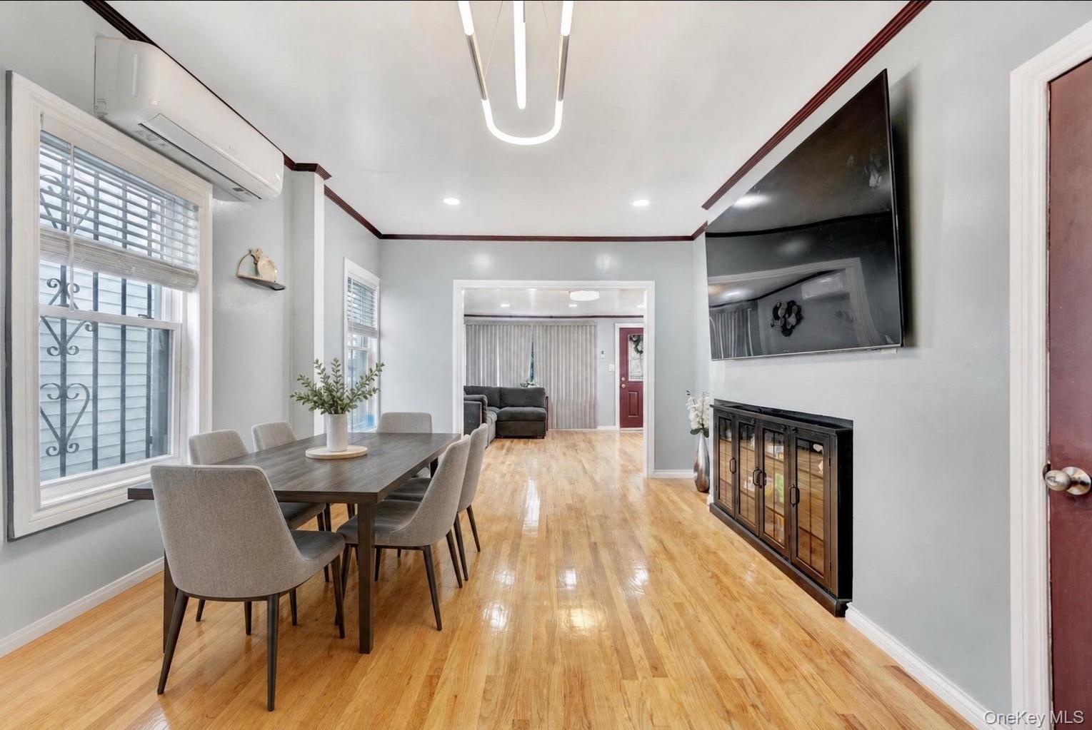 Single Family 214th Queens, NY 11428, MLS-1004860-3
