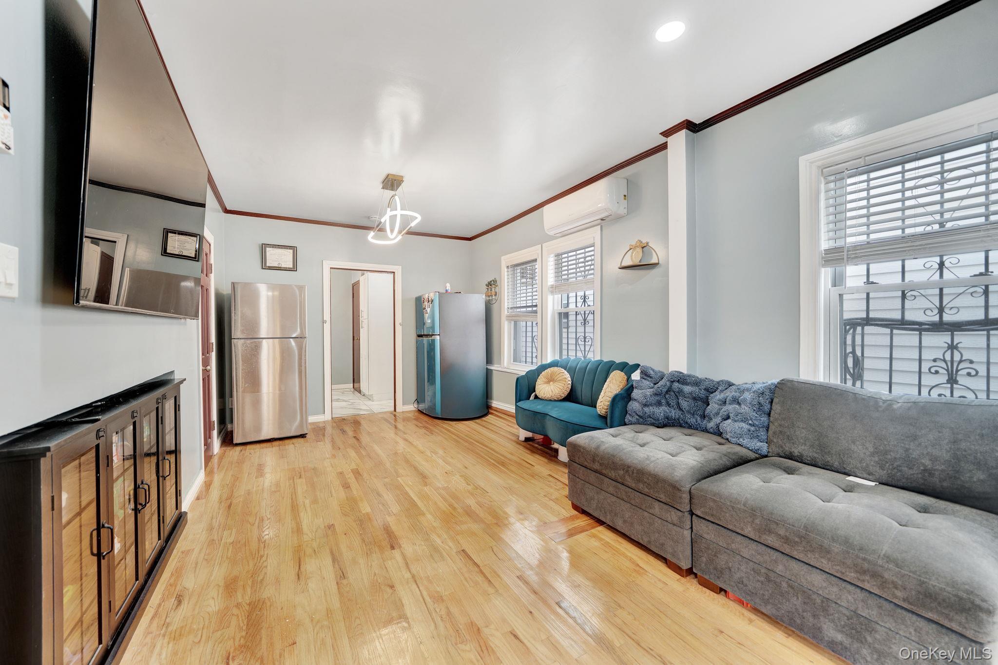 Single Family 214th Queens, NY 11428, MLS-1004860-4