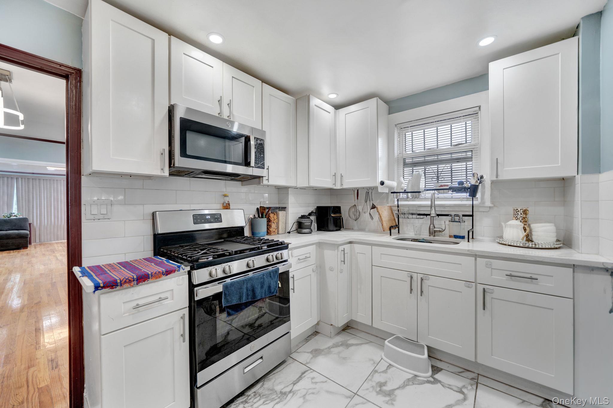 Single Family 214th Queens, NY 11428, MLS-1004860-6