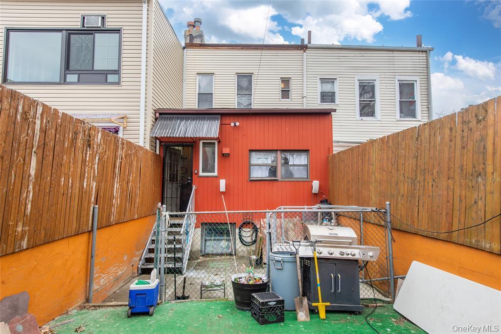 Single Family Bristow Bronx, NY 10459, MLS-1004861-11