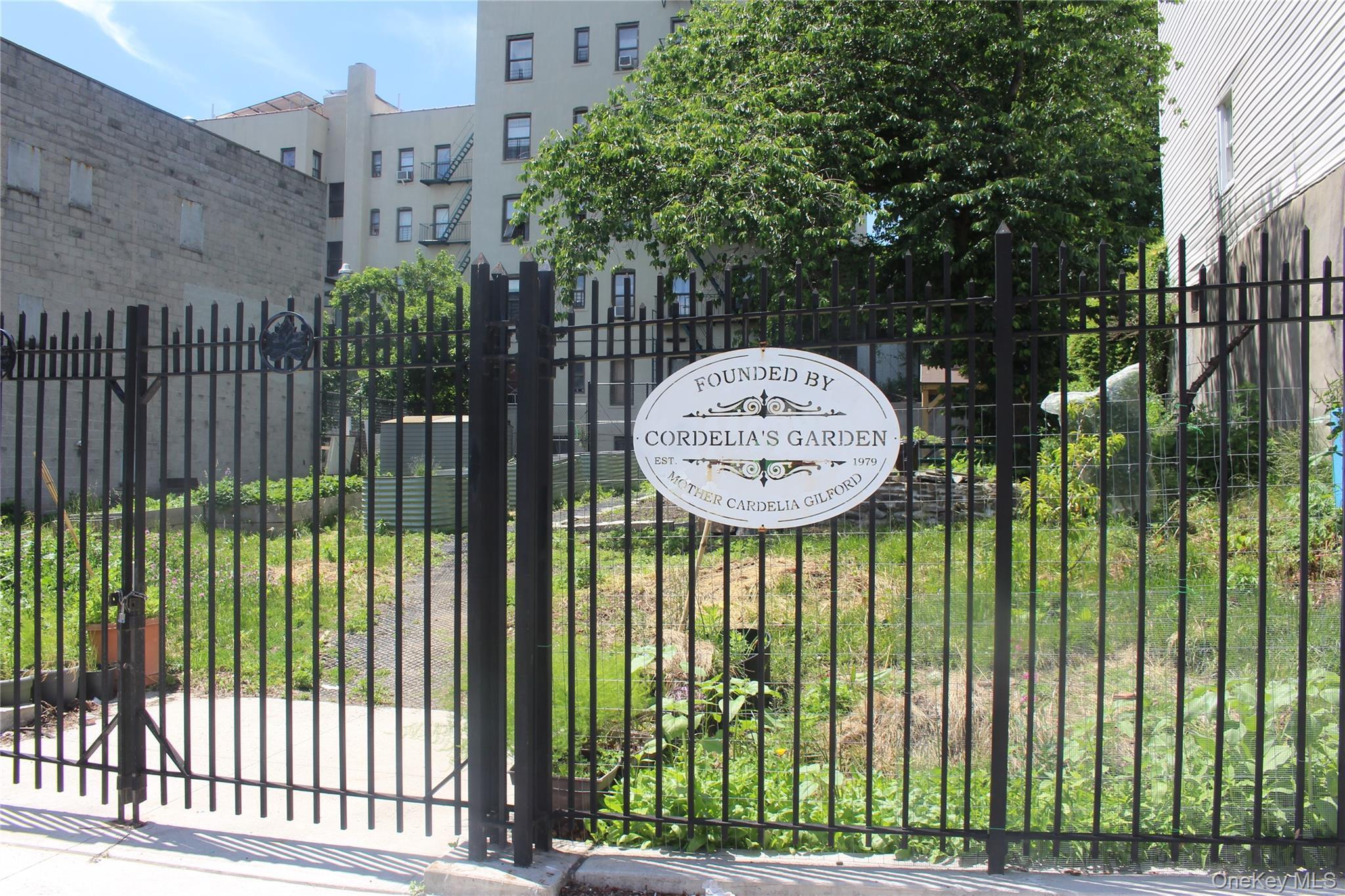 Single Family Bristow  Bronx, NY 10459, MLS-1004861-12