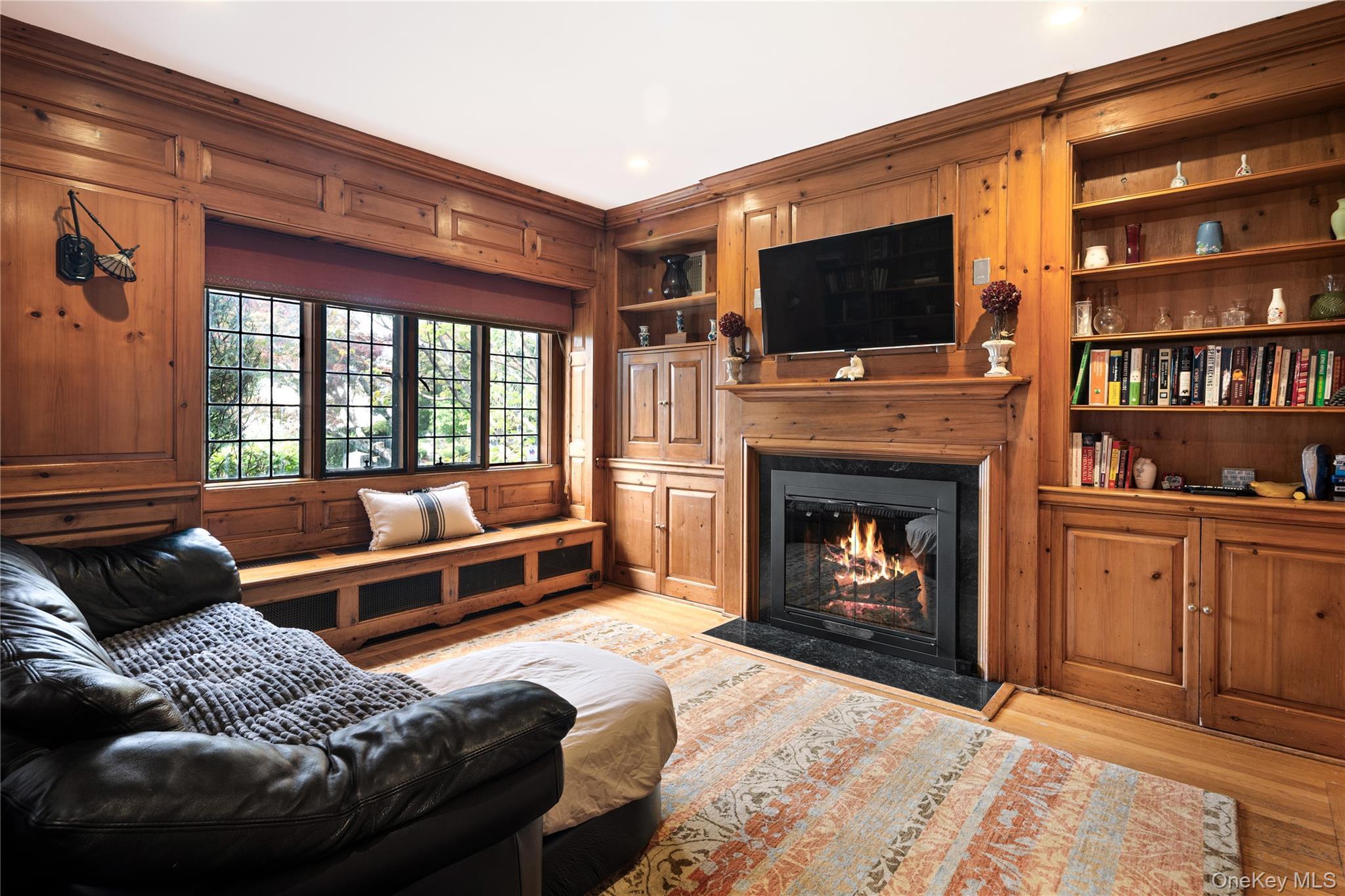 Single Family Hevelyne Road  Westchester County, NY 10523, MLS-1004898-11