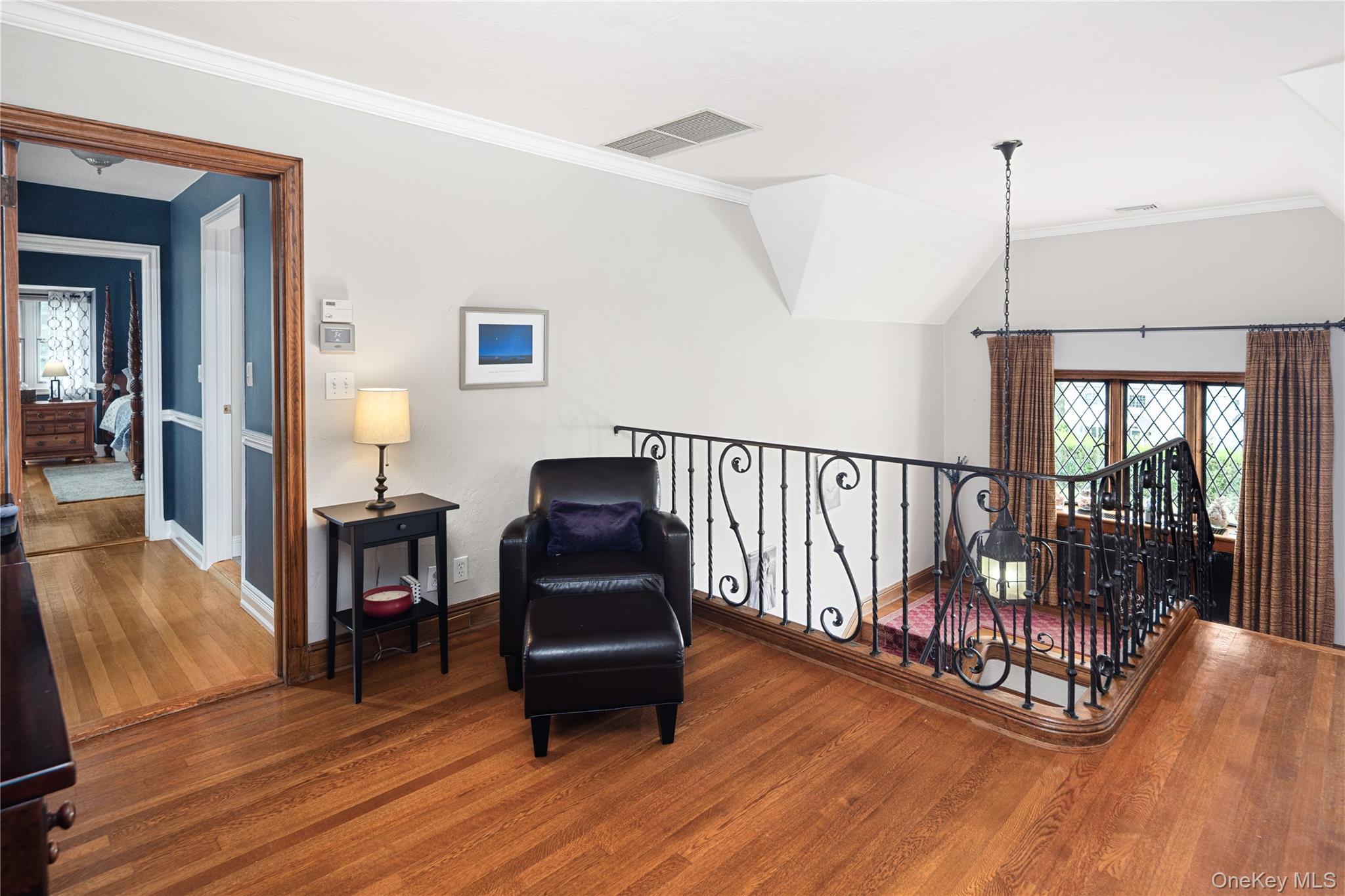 Single Family Hevelyne Road  Westchester County, NY 10523, MLS-1004898-20