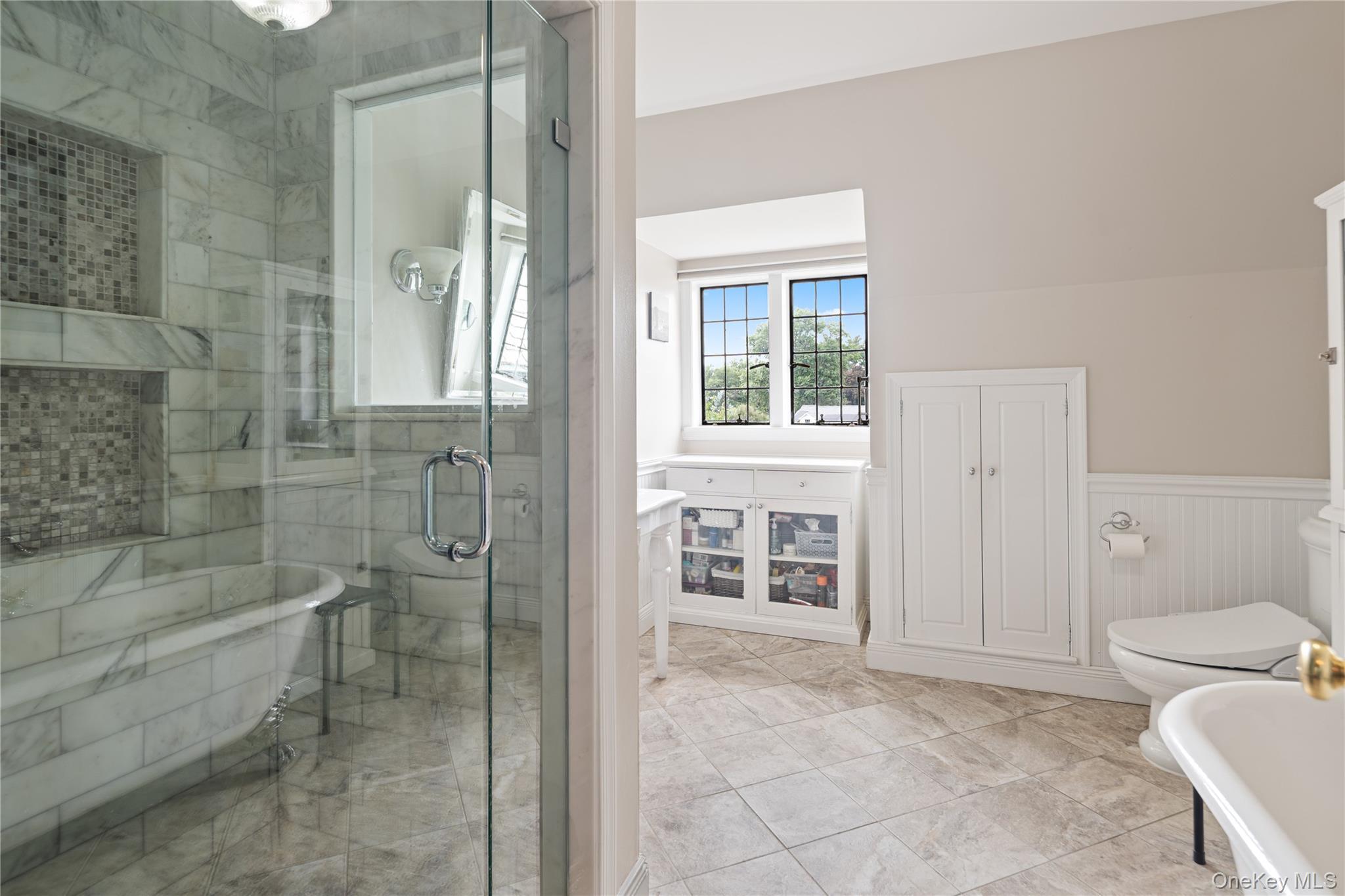 Single Family Hevelyne Road  Westchester County, NY 10523, MLS-1004898-23