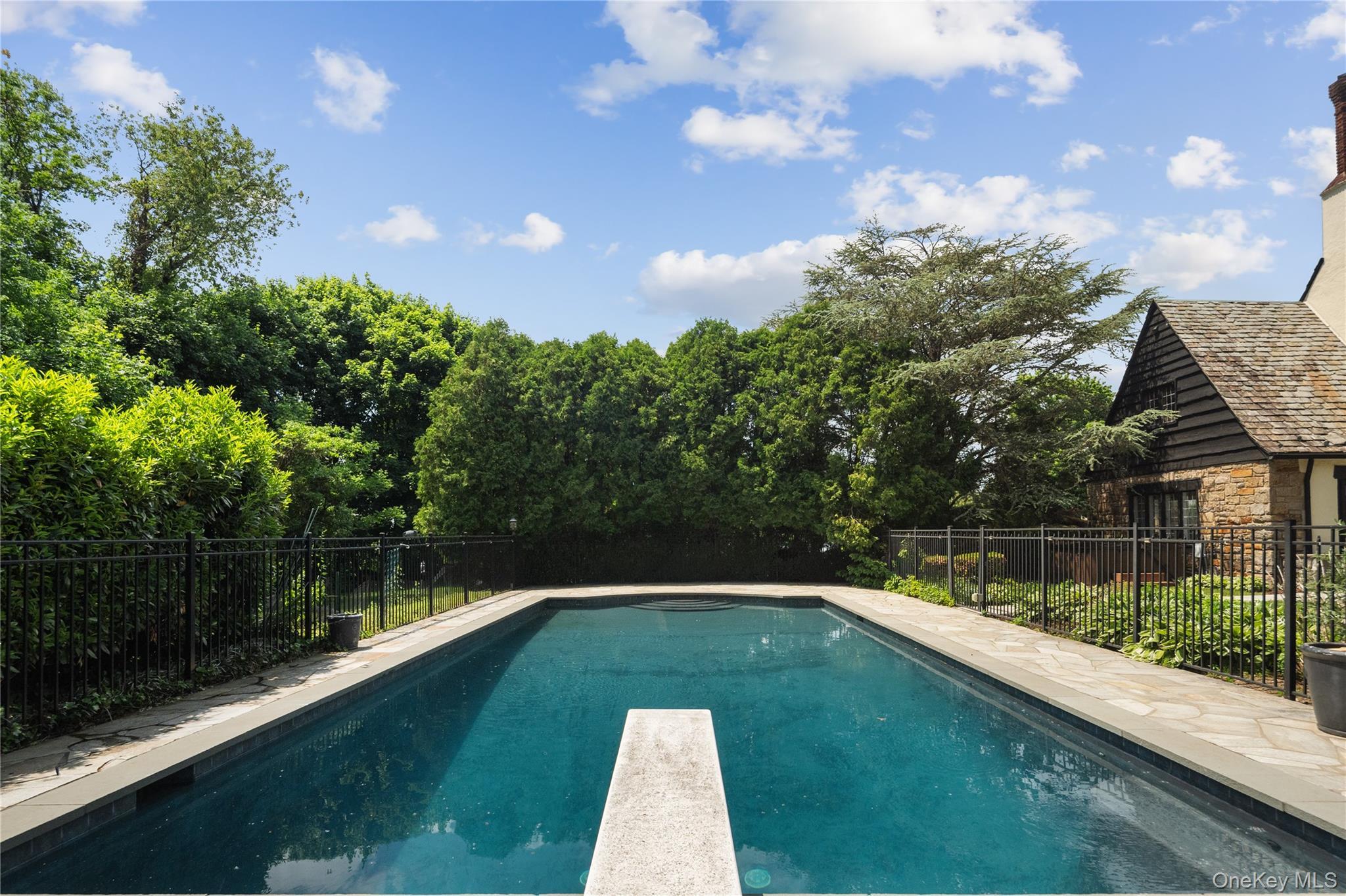 Single Family Hevelyne Road  Westchester County, NY 10523, MLS-1004898-31