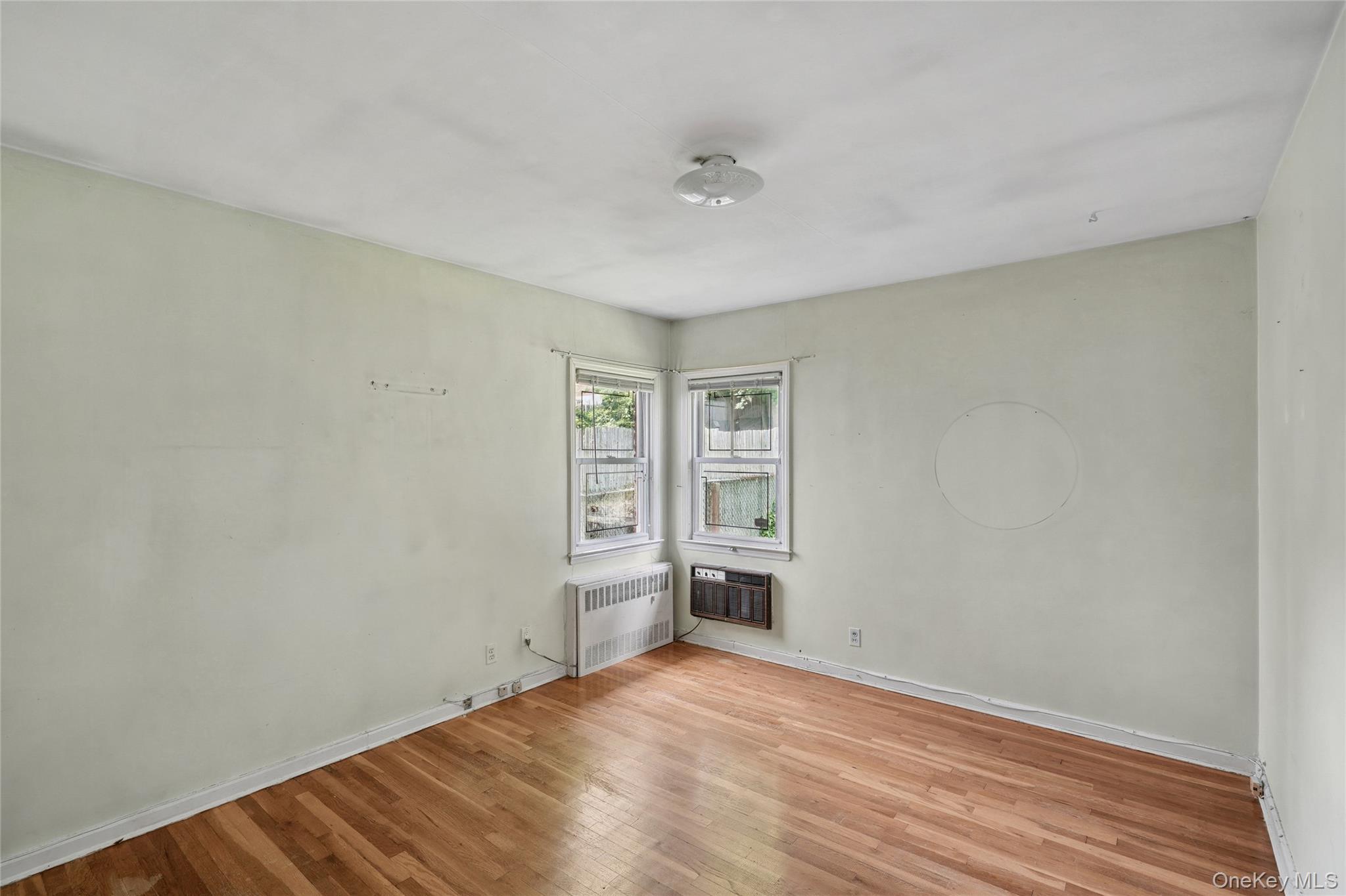 Single Family 221st Street Queens, NY 11361, MLS-1004955-11