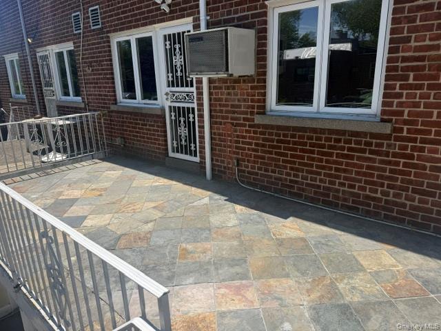 Single Family Hering Bronx, NY 10461, MLS-1005028-18
