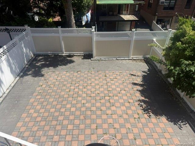 Single Family Hering  Bronx, NY 10461, MLS-1005028-20
