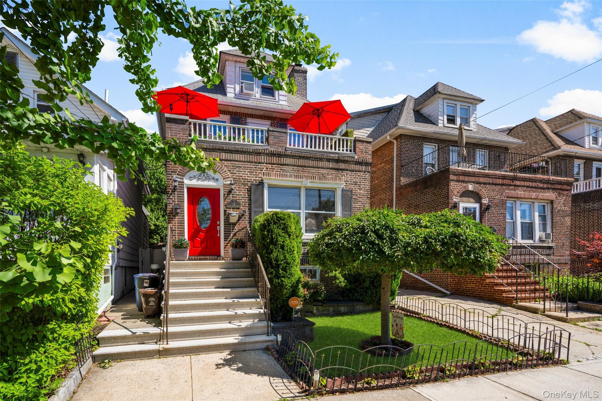 Single Family 235th Bronx, NY 10470, MLS-1005046-2