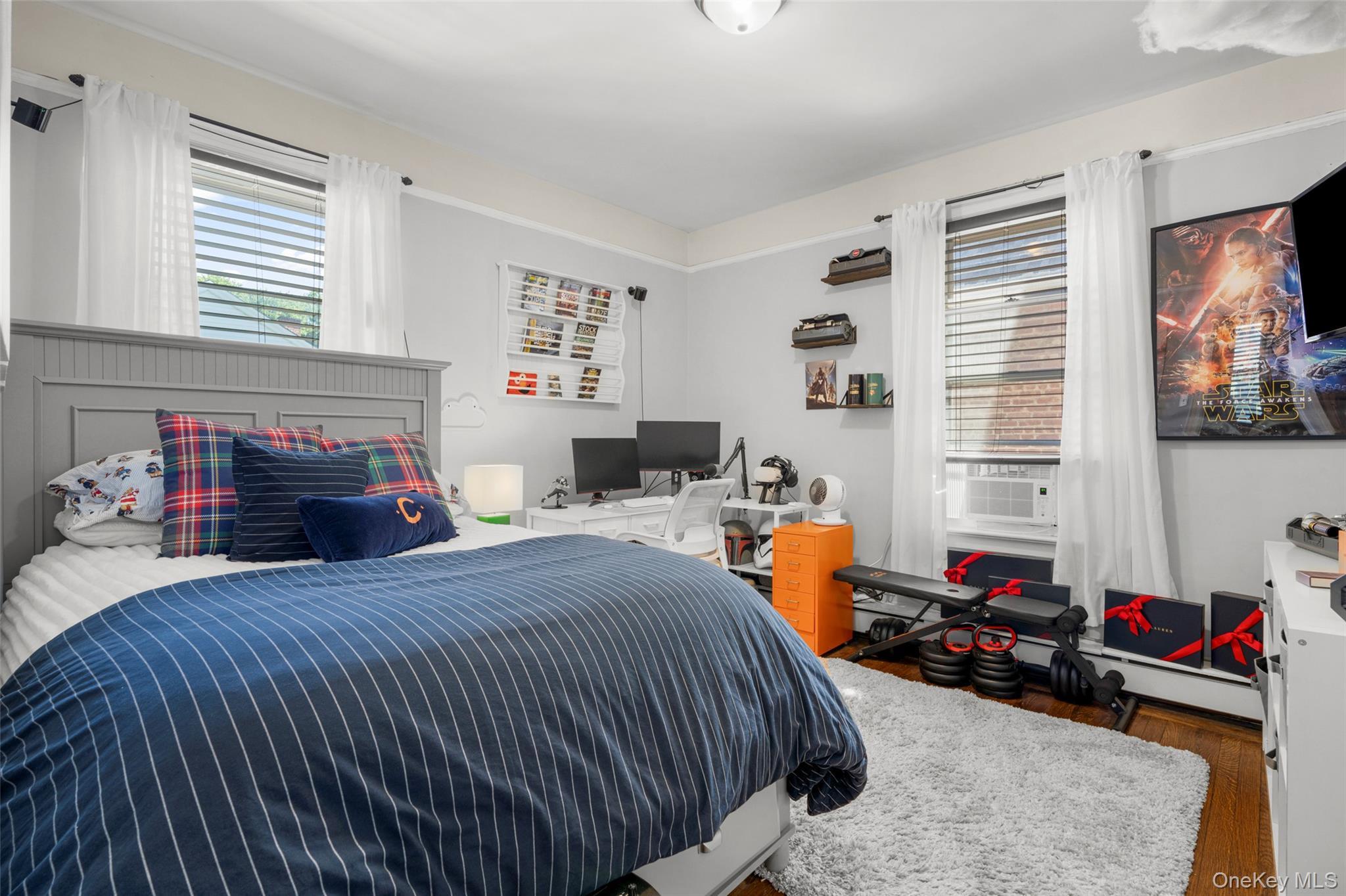 Single Family 235th  Bronx, NY 10470, MLS-1005046-20