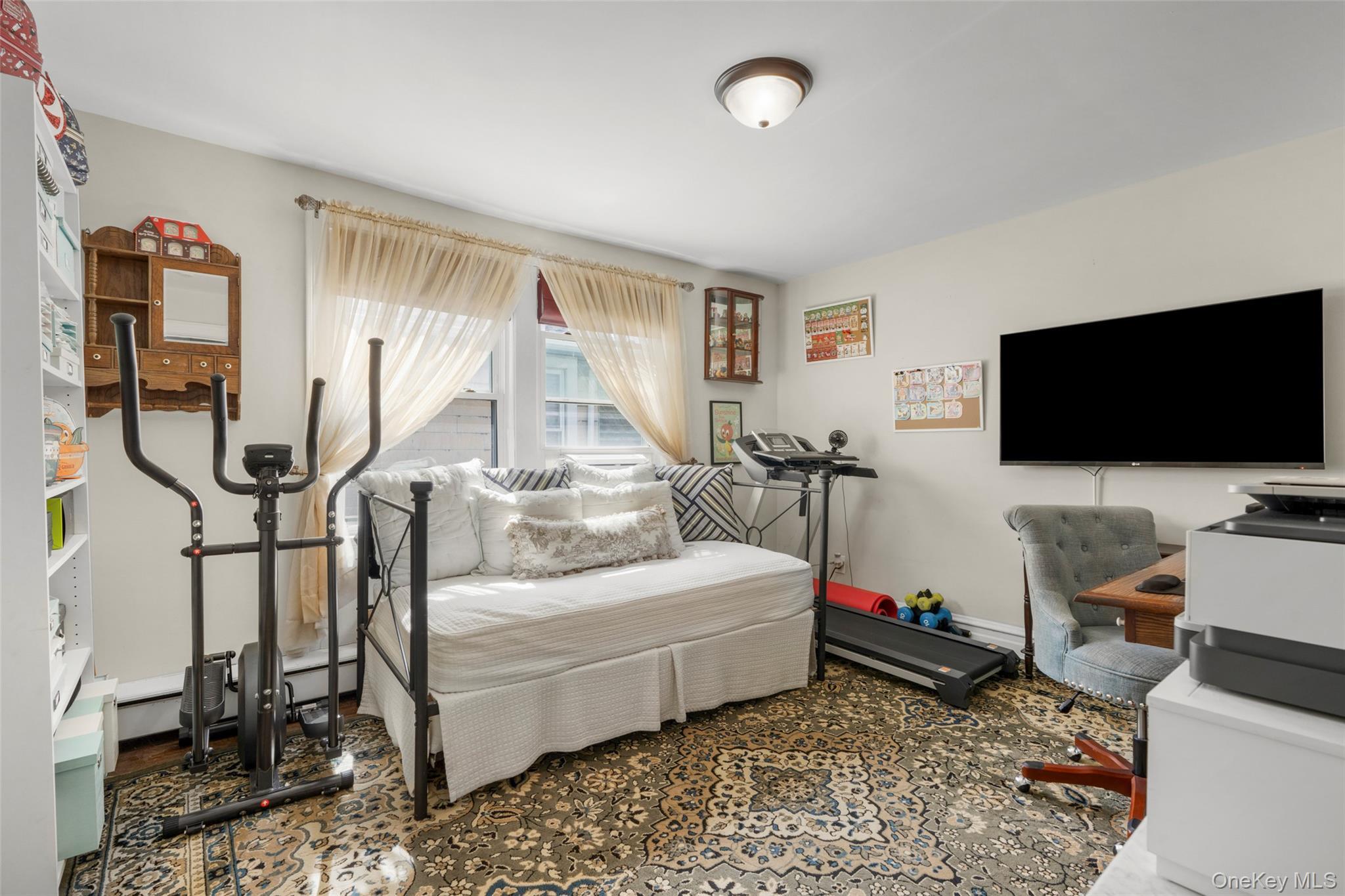 Single Family 235th  Bronx, NY 10470, MLS-1005046-21