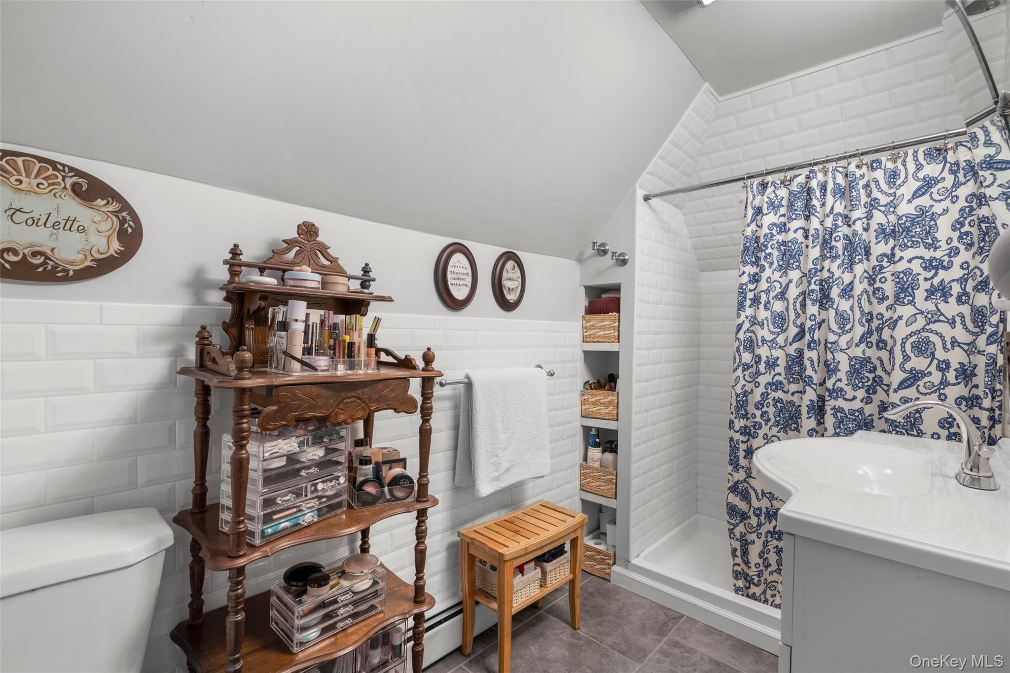 Single Family 235th  Bronx, NY 10470, MLS-1005046-23