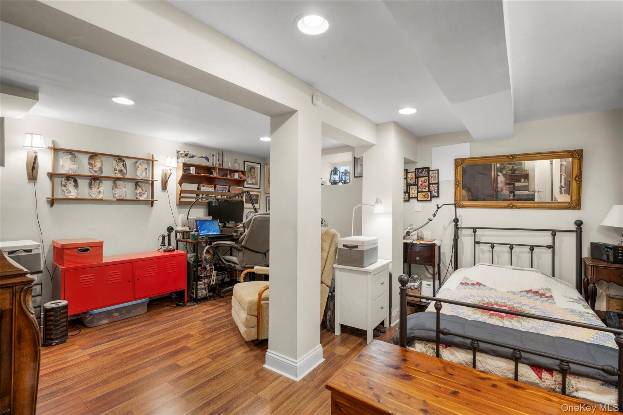 Single Family 235th  Bronx, NY 10470, MLS-1005046-25