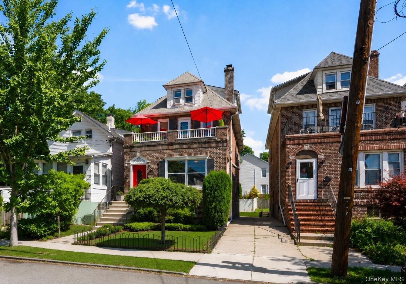 Single Family 235th  Bronx, NY 10470, MLS-1005046-3