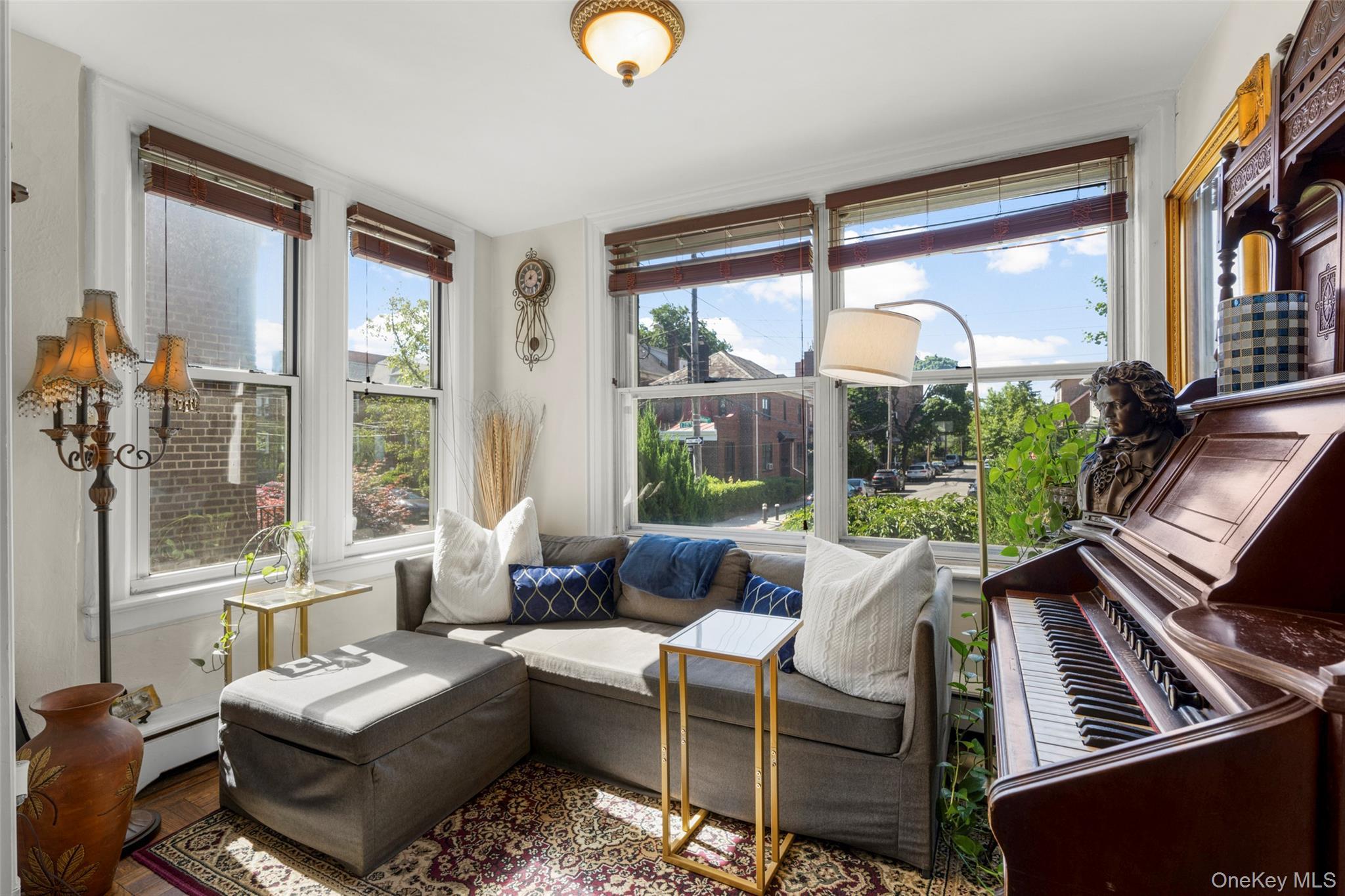 Single Family 235th  Bronx, NY 10470, MLS-1005046-8
