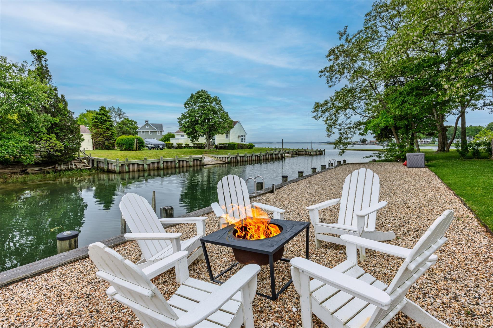 Single Family Williamsburgh Drive Suffolk County, NY 11971, MLS-1005049-38