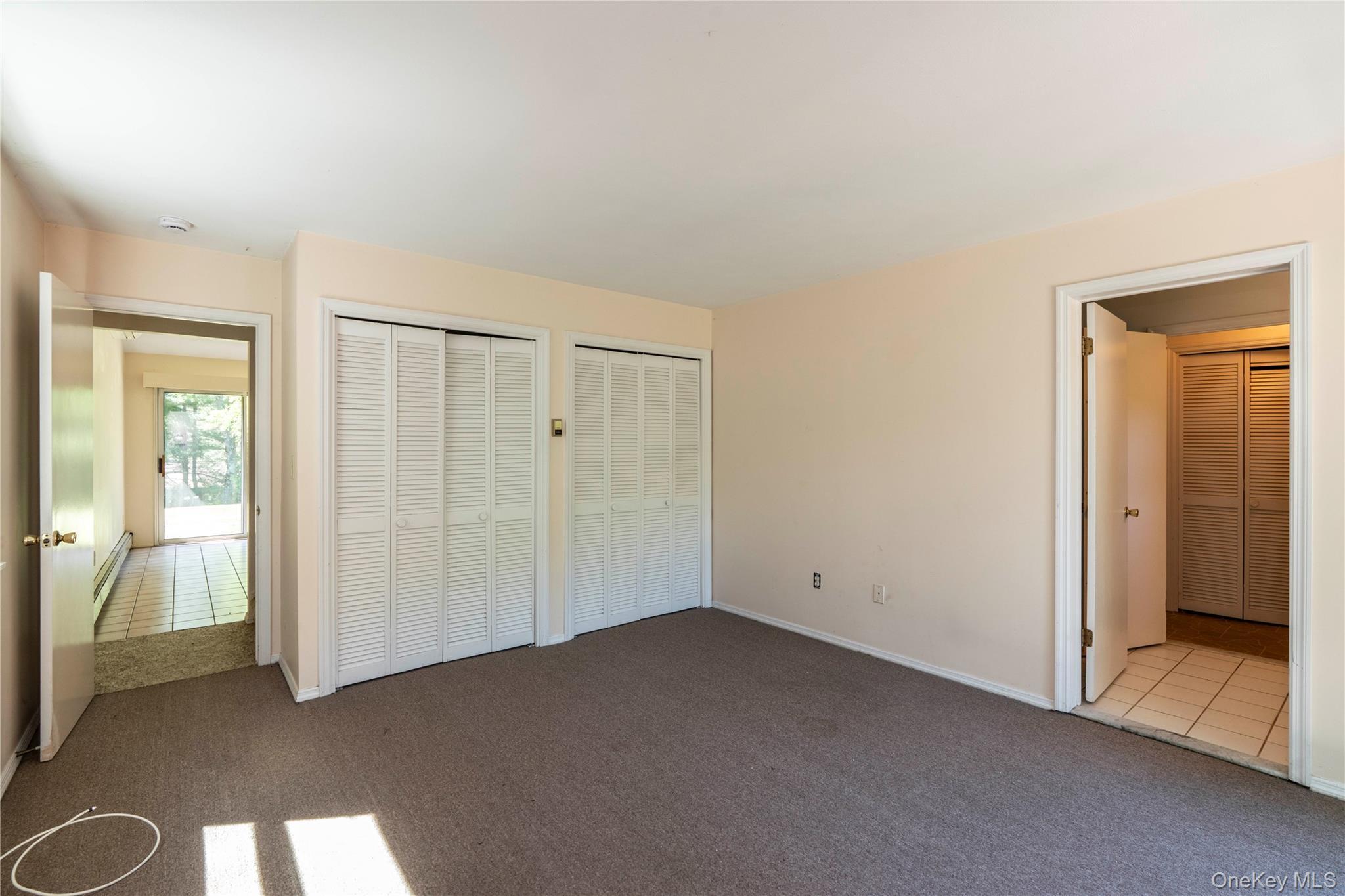 Single Family Goldfinch Drive Dutchess County, NY 12578, MLS-1005051-16