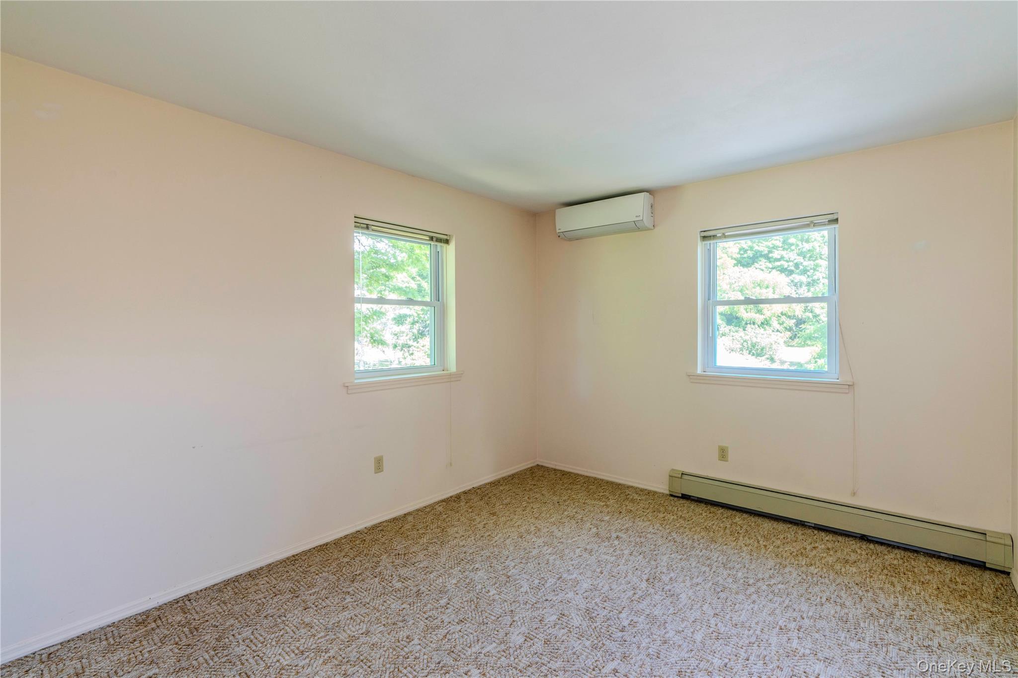 Single Family Goldfinch Drive Dutchess County, NY 12578, MLS-1005051-24