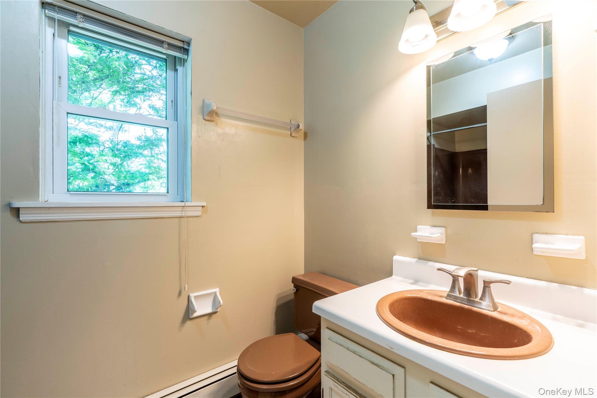 Single Family Goldfinch Drive  Dutchess County, NY 12578, MLS-1005051-25
