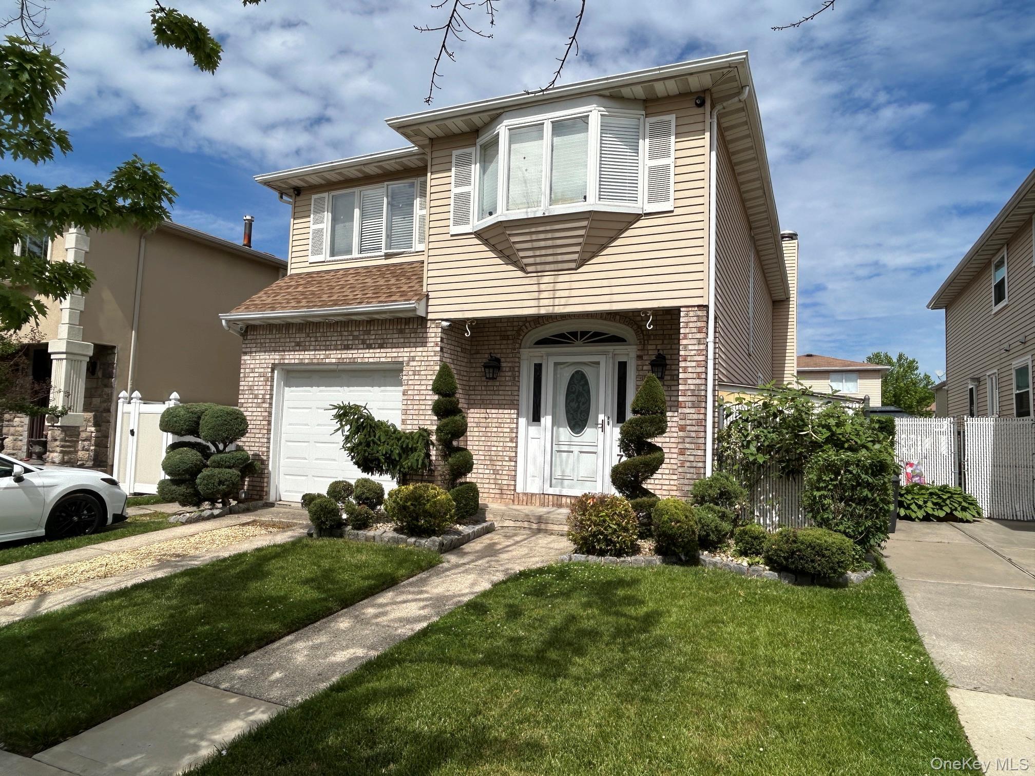 Single Family Gervil Street Staten Island, NY 10309, MLS-1005076-3