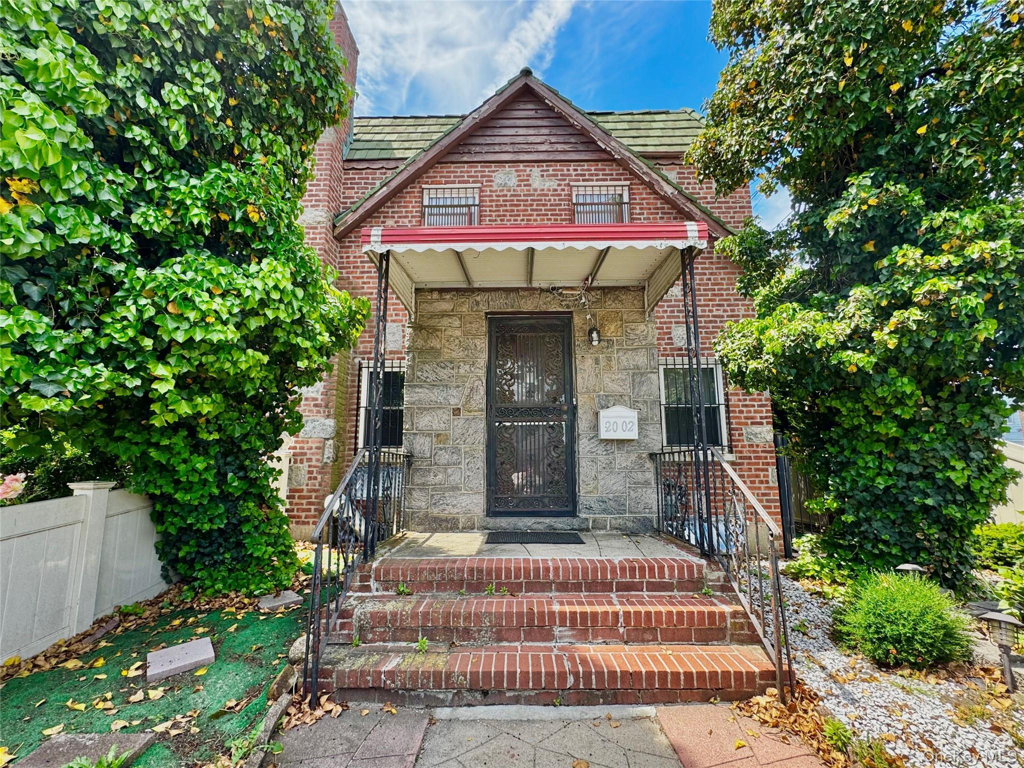 Single Family 150th Street Queens, NY 11357, MLS-1005082-2