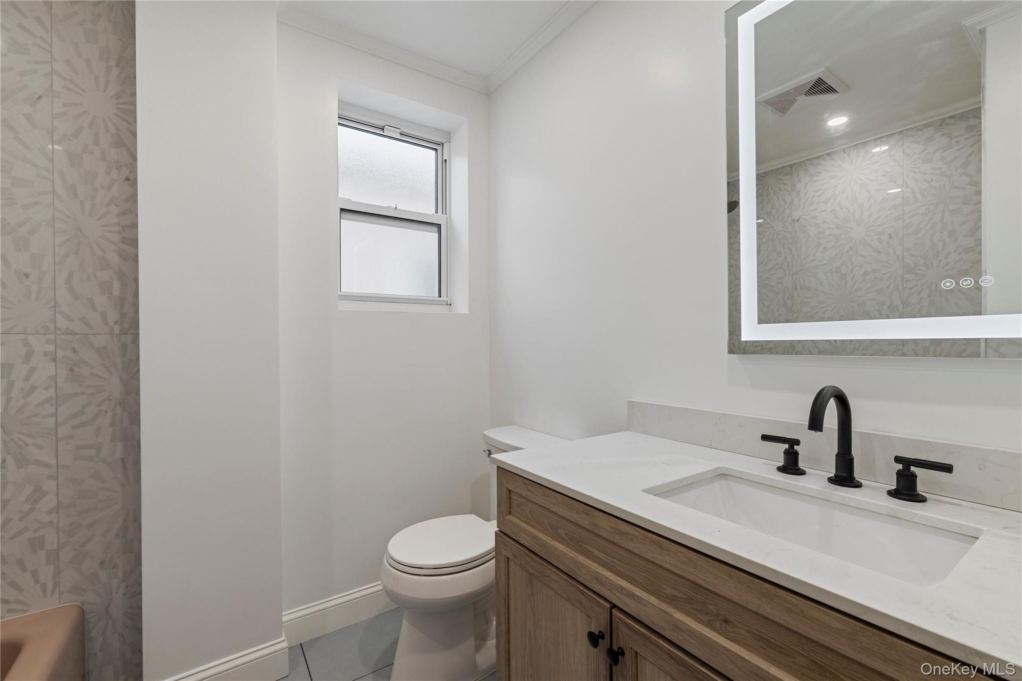 Single Family Ely  Bronx, NY 10469, MLS-1005091-5