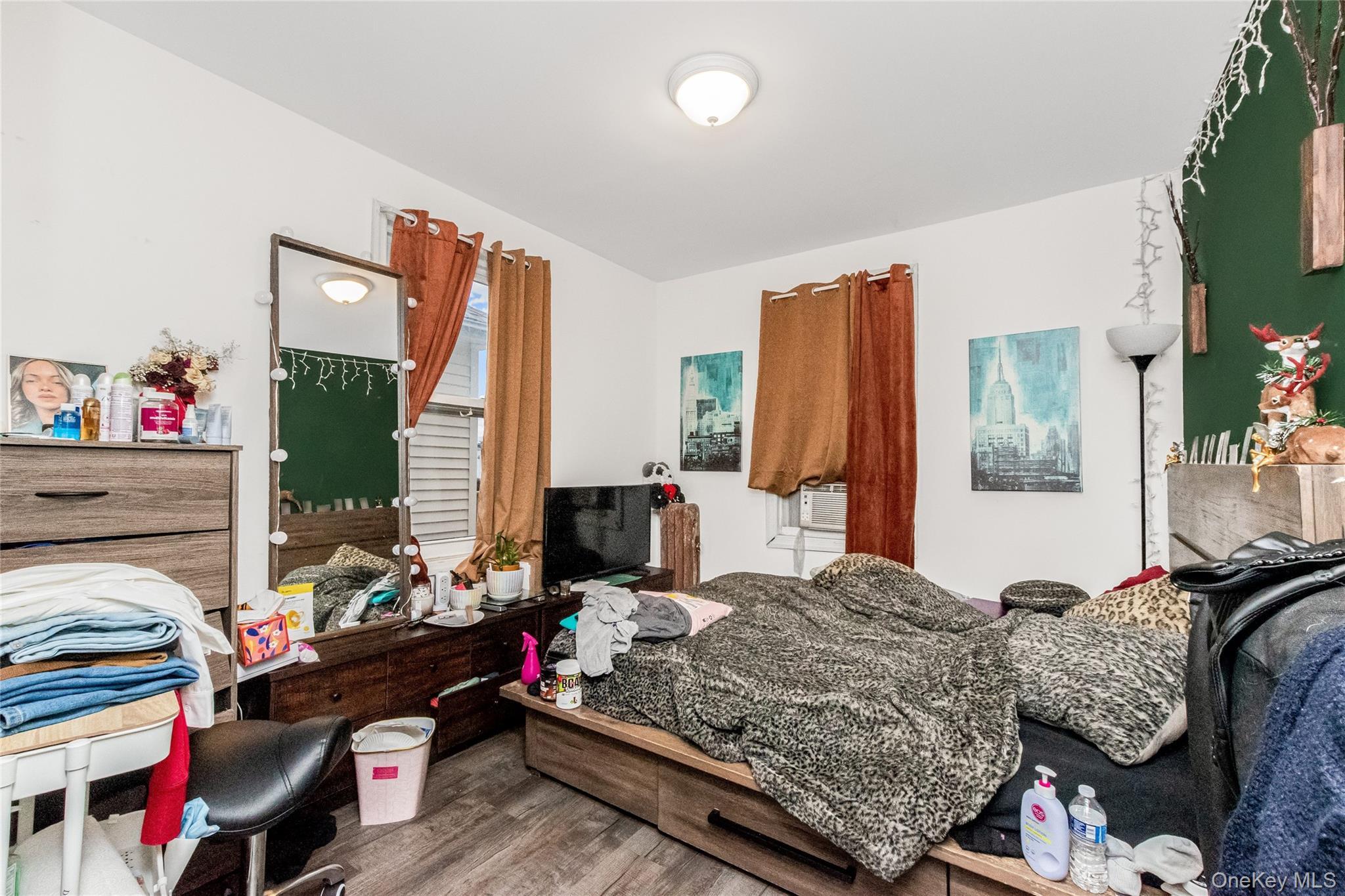 Single Family Harrington  Bronx, NY 10461, MLS-1005101-10