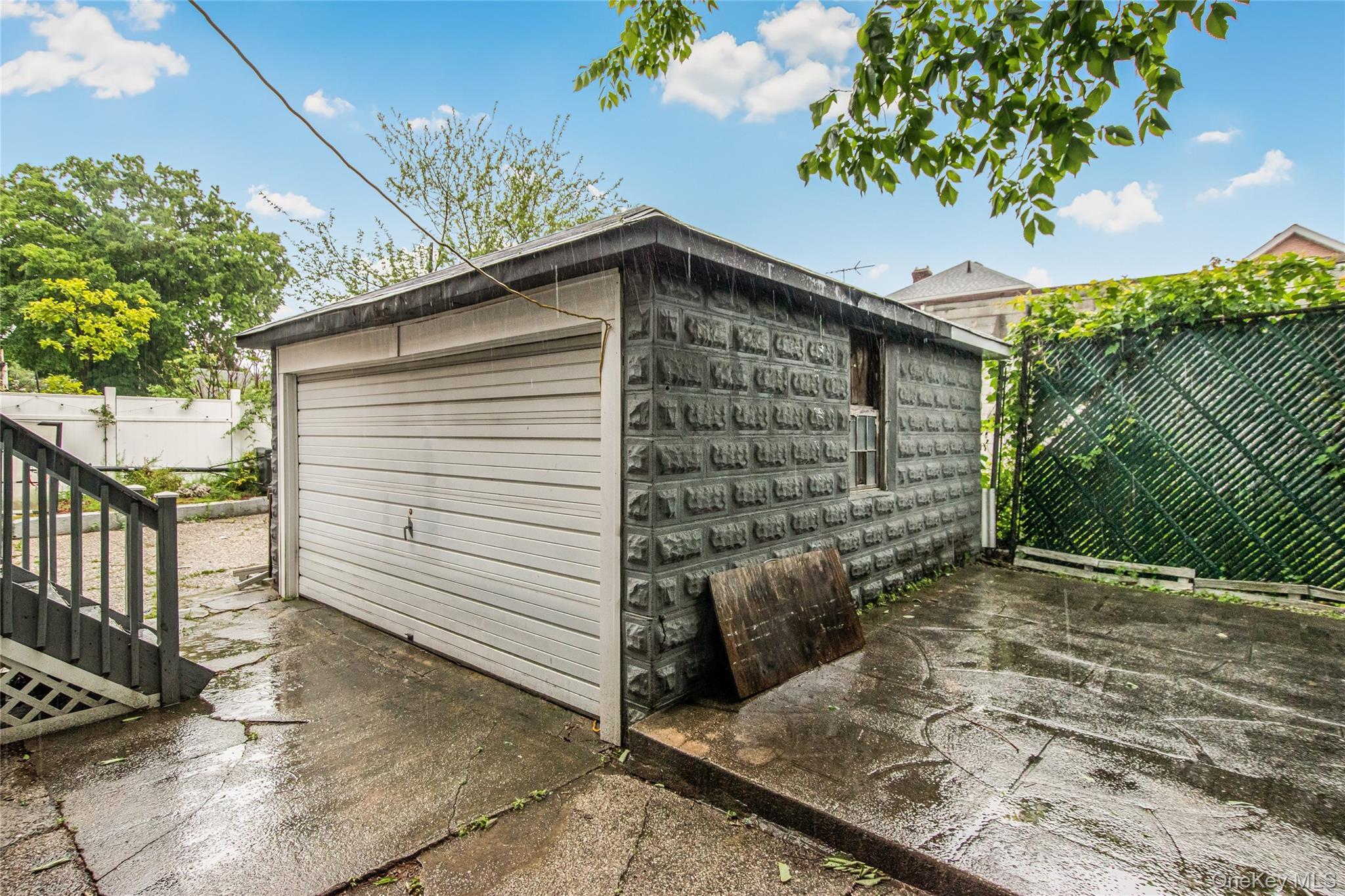 Single Family Harrington  Bronx, NY 10461, MLS-1005101-17
