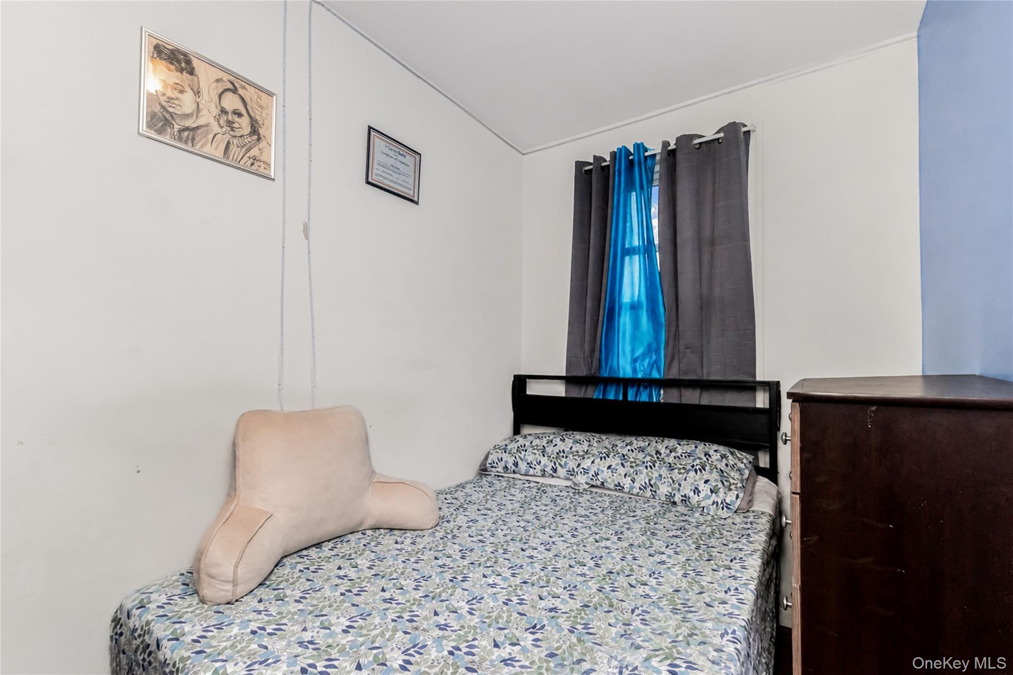 Single Family Harrington  Bronx, NY 10461, MLS-1005101-4