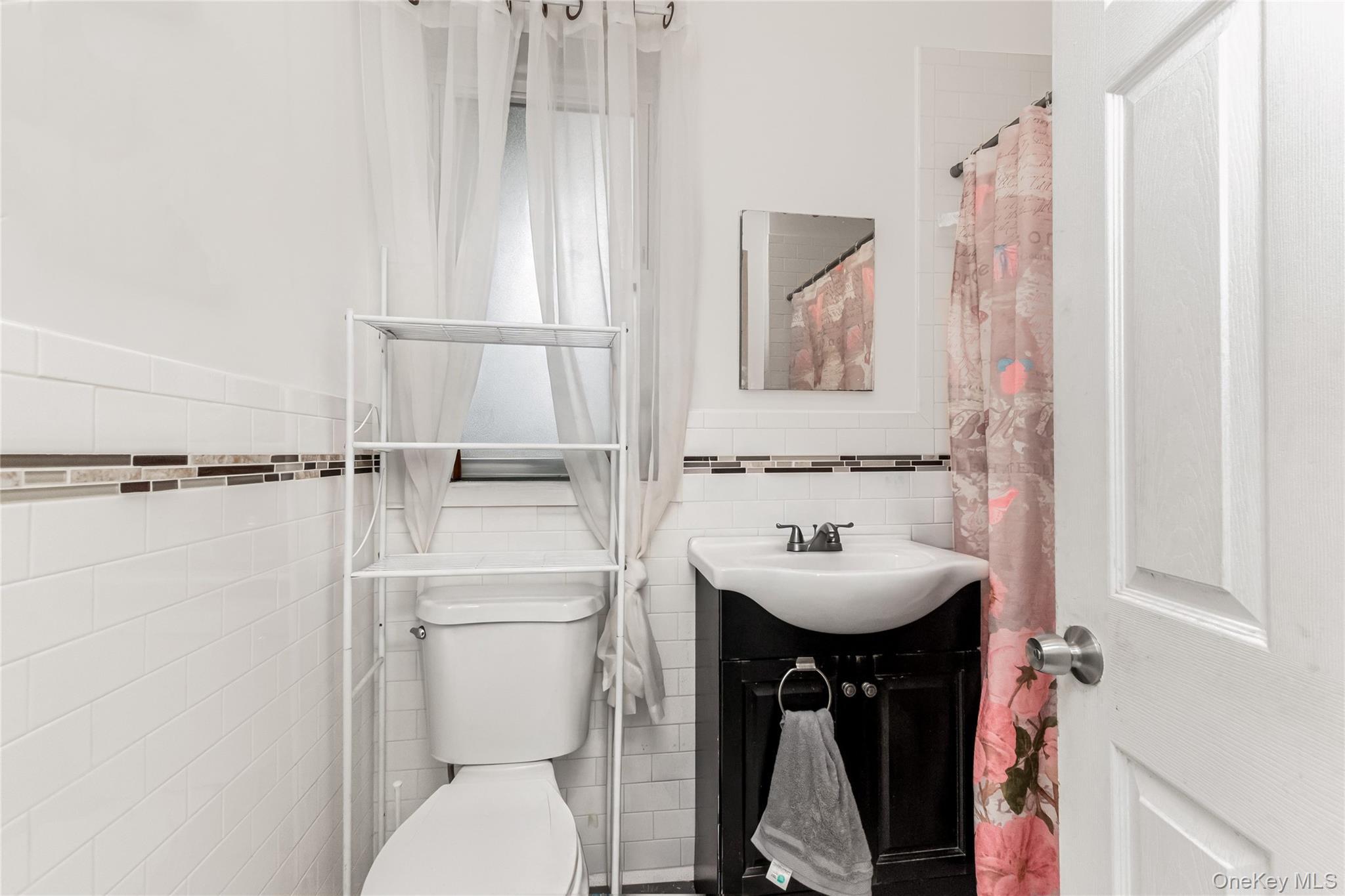 Single Family Harrington  Bronx, NY 10461, MLS-1005101-7