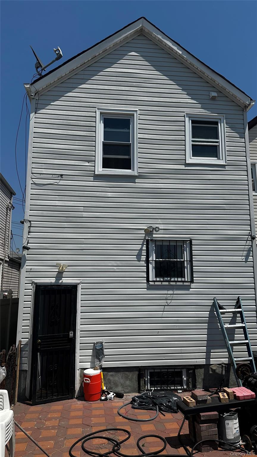Single Family Dillon Street Queens, NY 11433, MLS-1005132-4