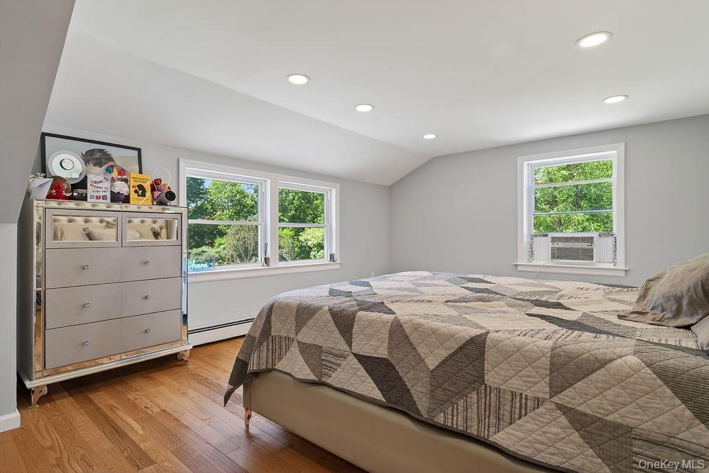Single Family Pinesbridge Road  Westchester County, NY 10562, MLS-1005133-13