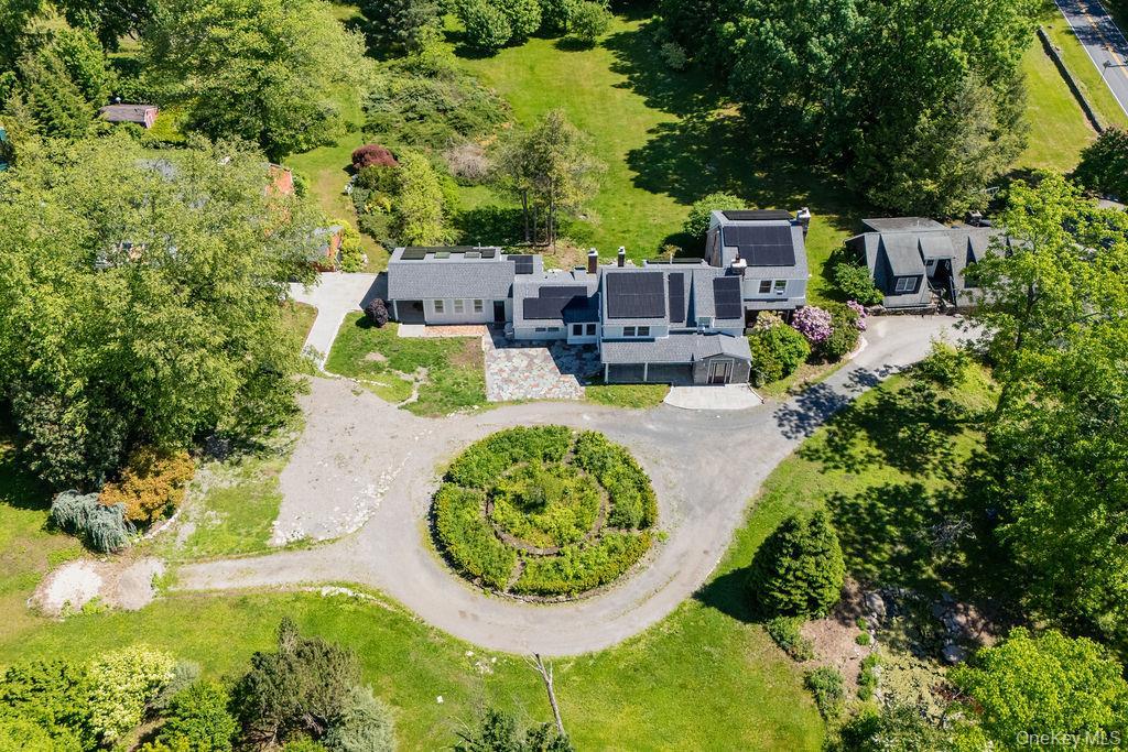 Single Family Pinesbridge Road  Westchester County, NY 10562, MLS-1005133-42