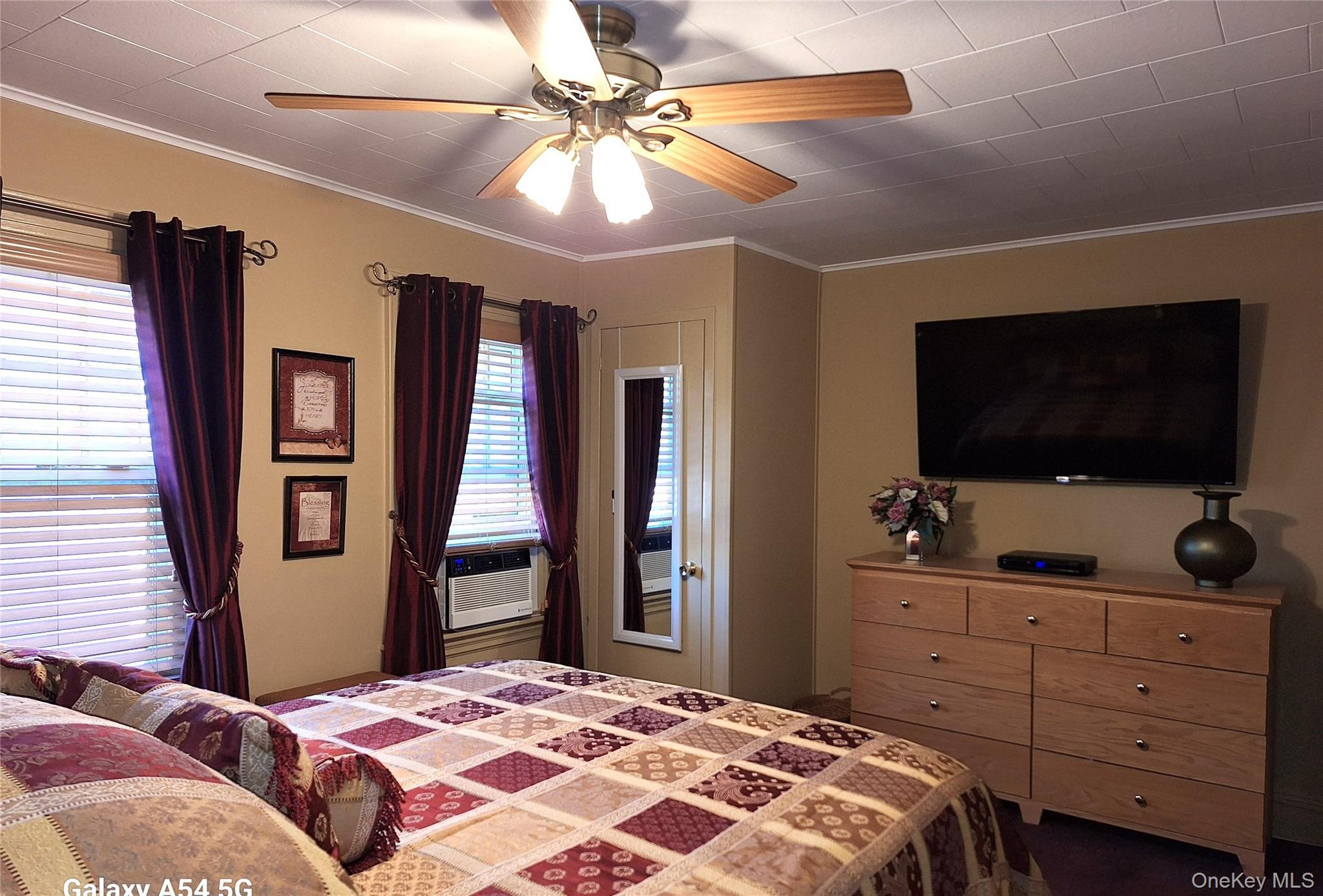 Single Family 96th  Queens, NY 11421, MLS-1005142-19