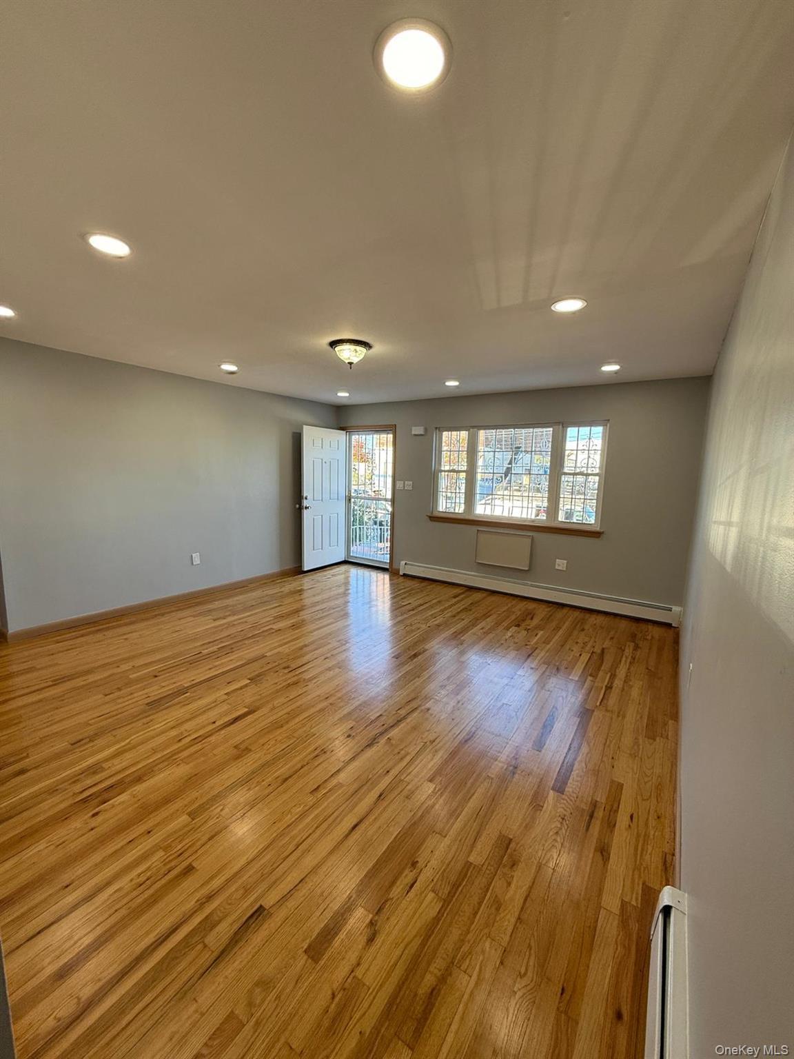 Single Family 94th Avenue Queens, NY 11419, MLS-1005143-4