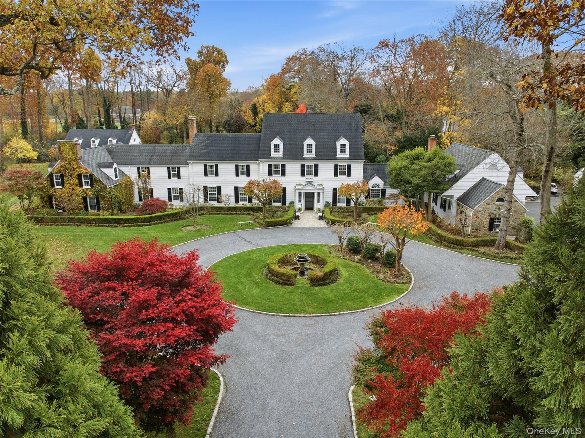 Single Family Stonegate Lane  Nassau County, NY 11545, MLS-1005247-2