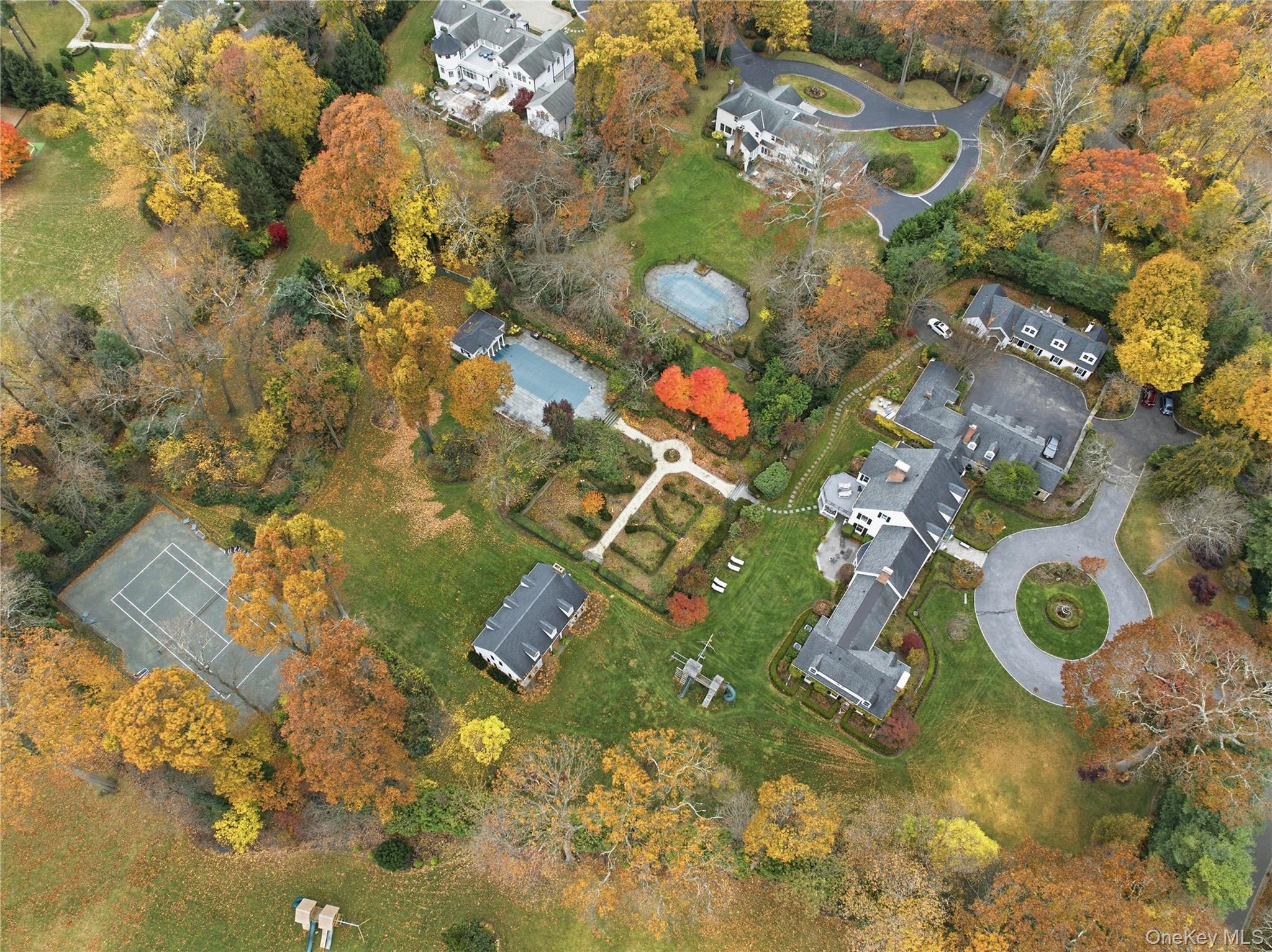 Single Family Stonegate Lane  Nassau County, NY 11545, MLS-1005247-49