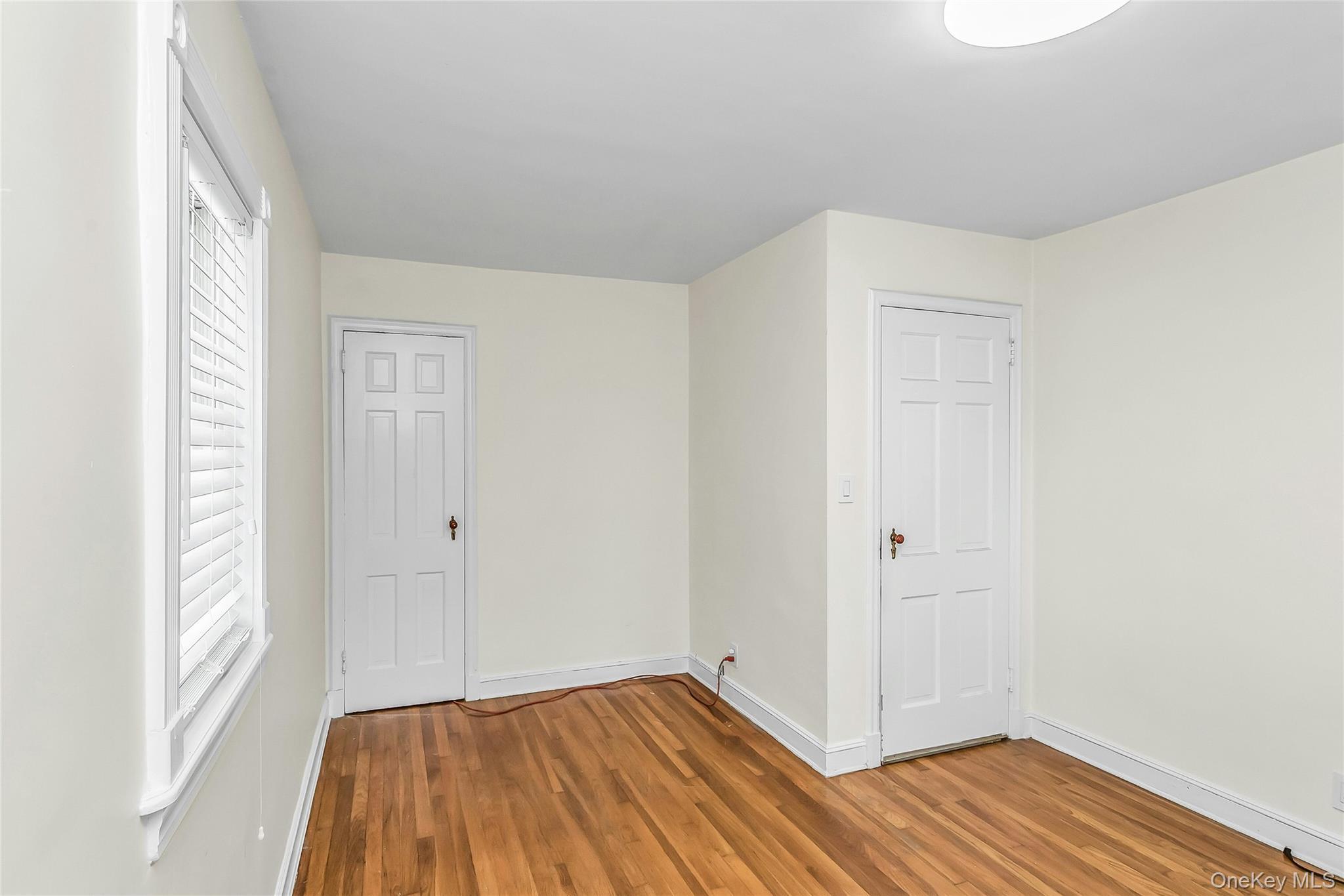 Single Family 33rd Avenue Queens, NY 11361, MLS-1005254-19
