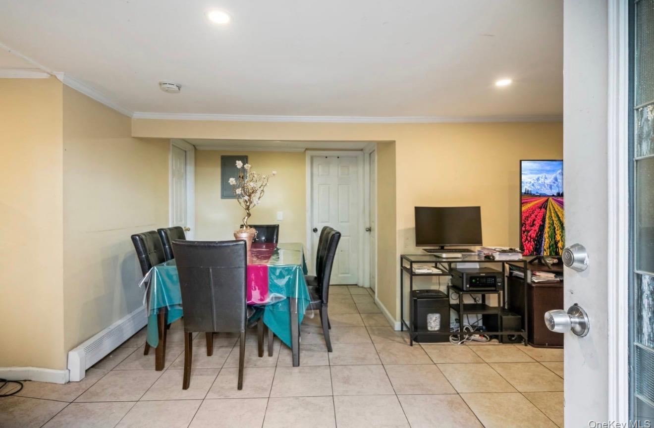 Single Family Bushwick Avenue Suffolk County, NY 11717, MLS-1005256-14