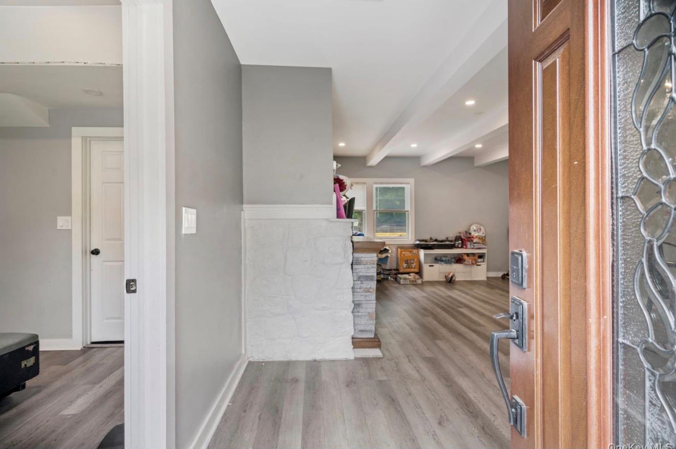 Single Family Bushwick Avenue Suffolk County, NY 11717, MLS-1005256-7