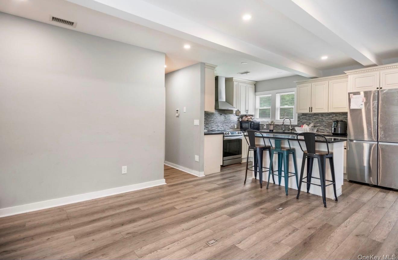 Single Family Bushwick Avenue Suffolk County, NY 11717, MLS-1005256-8