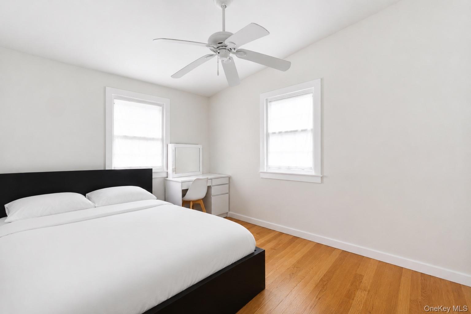 Single Family Taft Avenue  Suffolk County, NY 11751, MLS-1005262-11