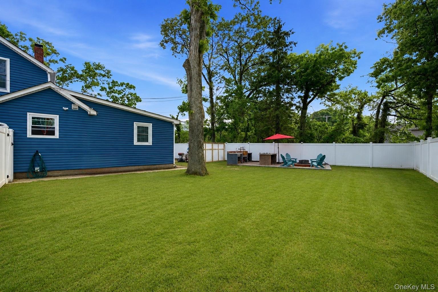 Single Family Taft Avenue  Suffolk County, NY 11751, MLS-1005262-26