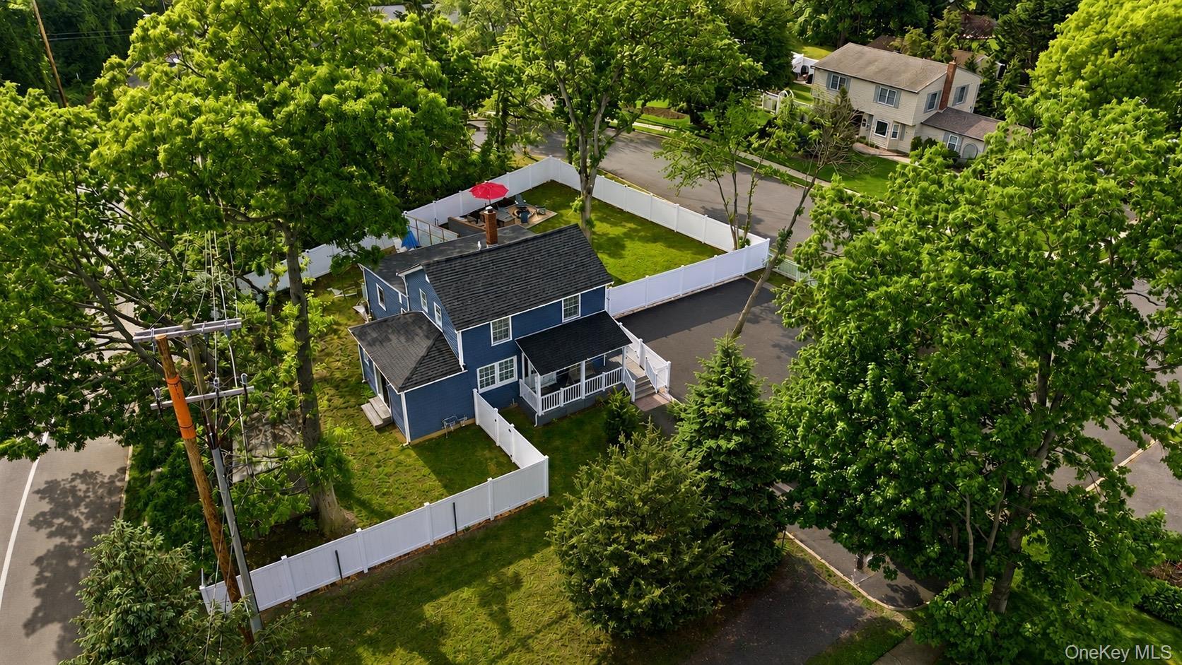 Single Family Taft Avenue  Suffolk County, NY 11751, MLS-1005262-28
