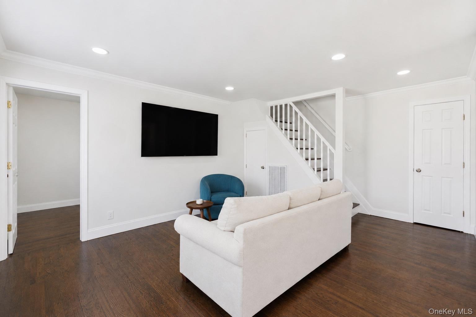Single Family Taft Avenue  Suffolk County, NY 11751, MLS-1005262-5