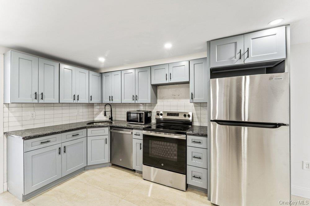 Single Family Cross Bay Queens, NY 11693, MLS-1005264-5