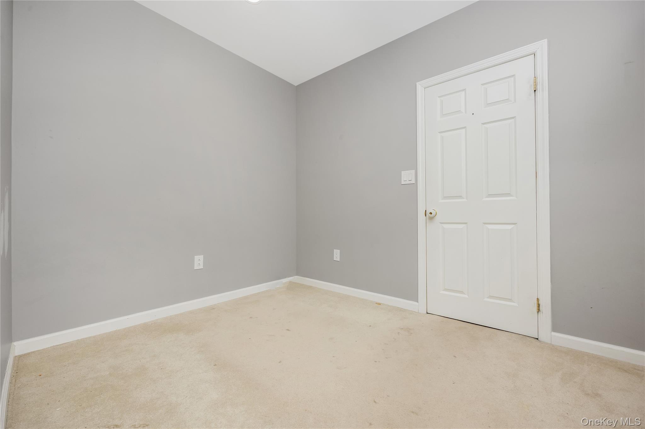 Single Family 62nd Road Queens, NY 11379, MLS-1005338-13