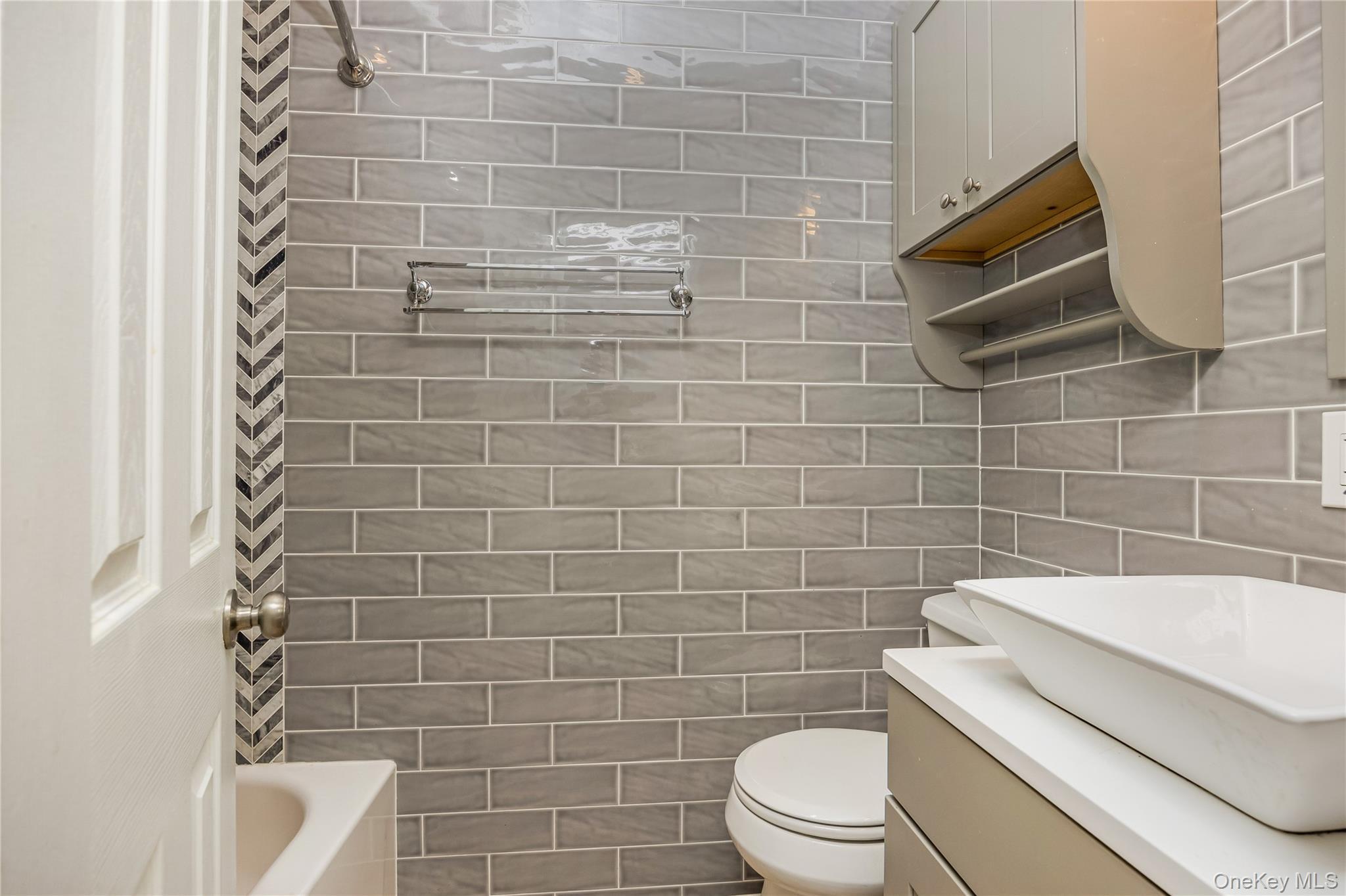 Single Family 62nd Road Queens, NY 11379, MLS-1005338-17